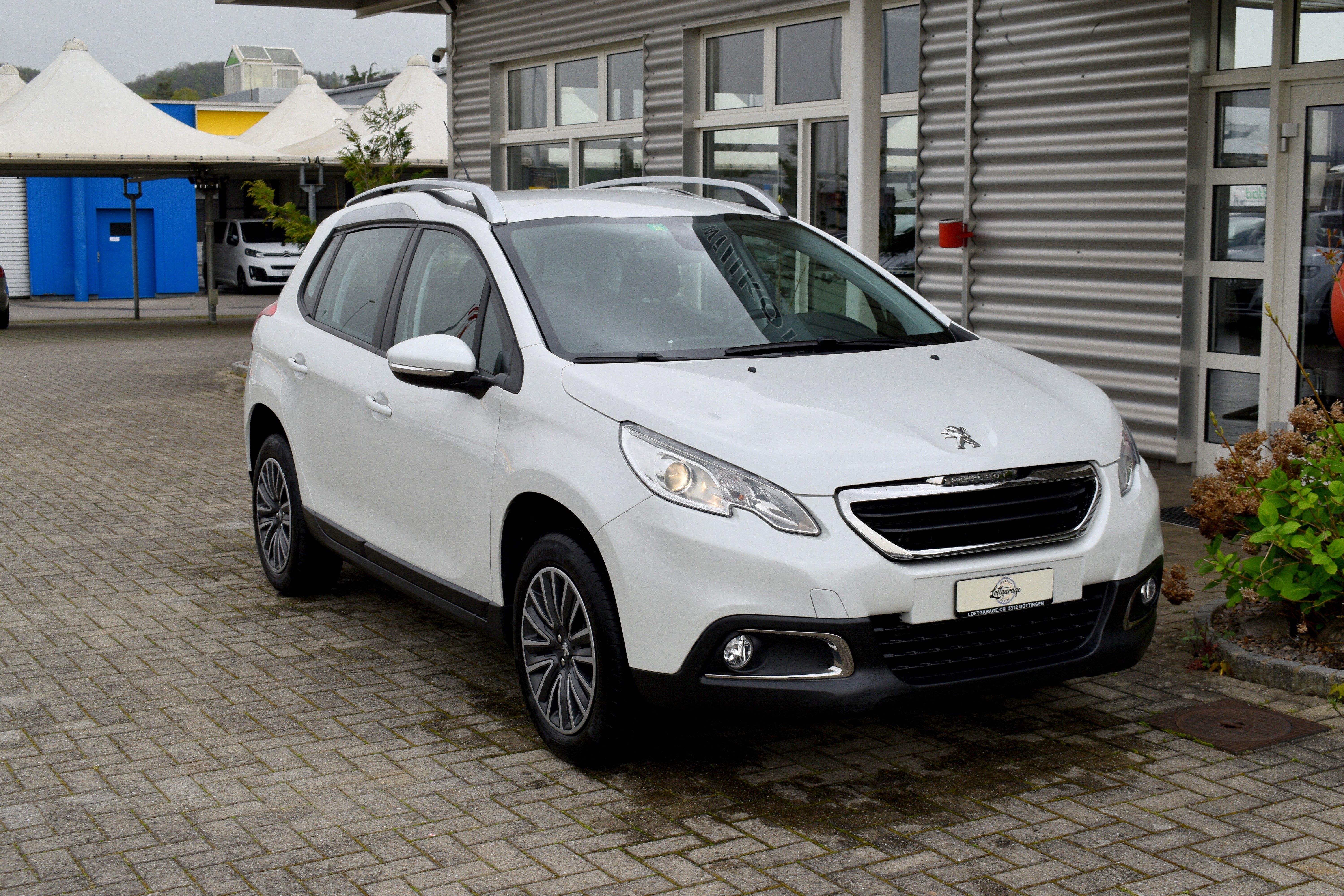 PEUGEOT 2008 1.2 VTI Active