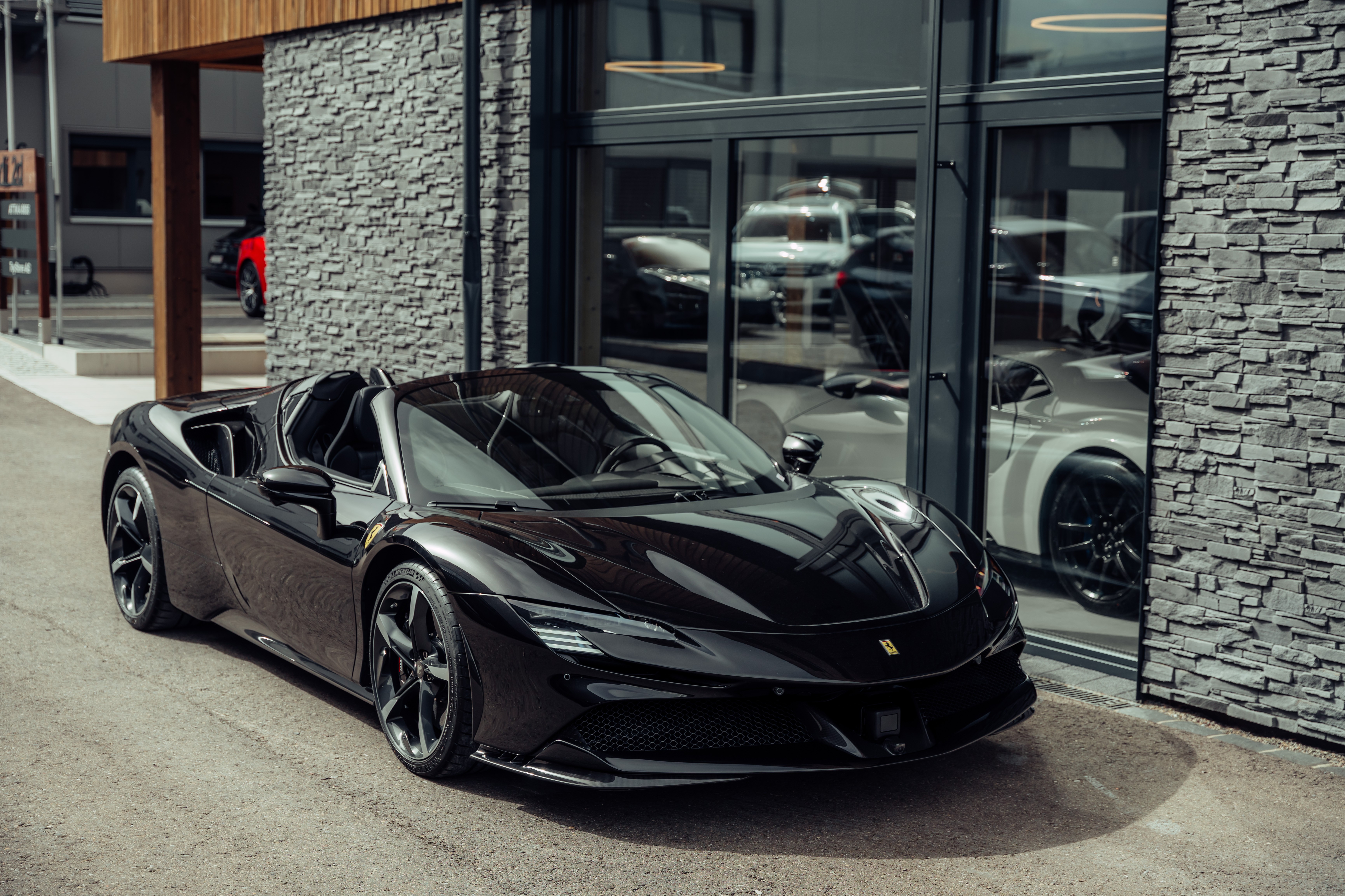 FERRARI SF90 Spider