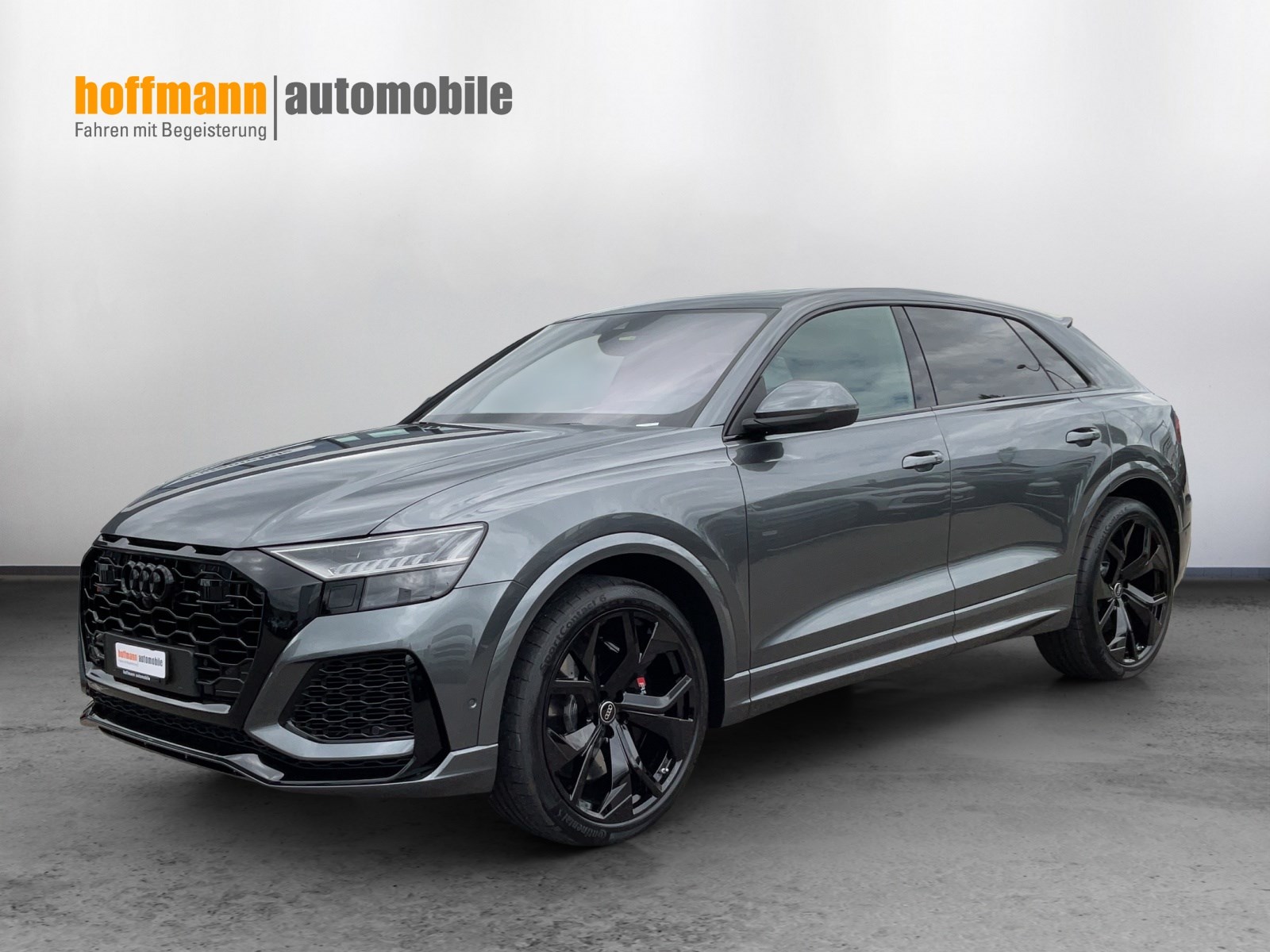 AUDI RSQ8 quattro tiptronic