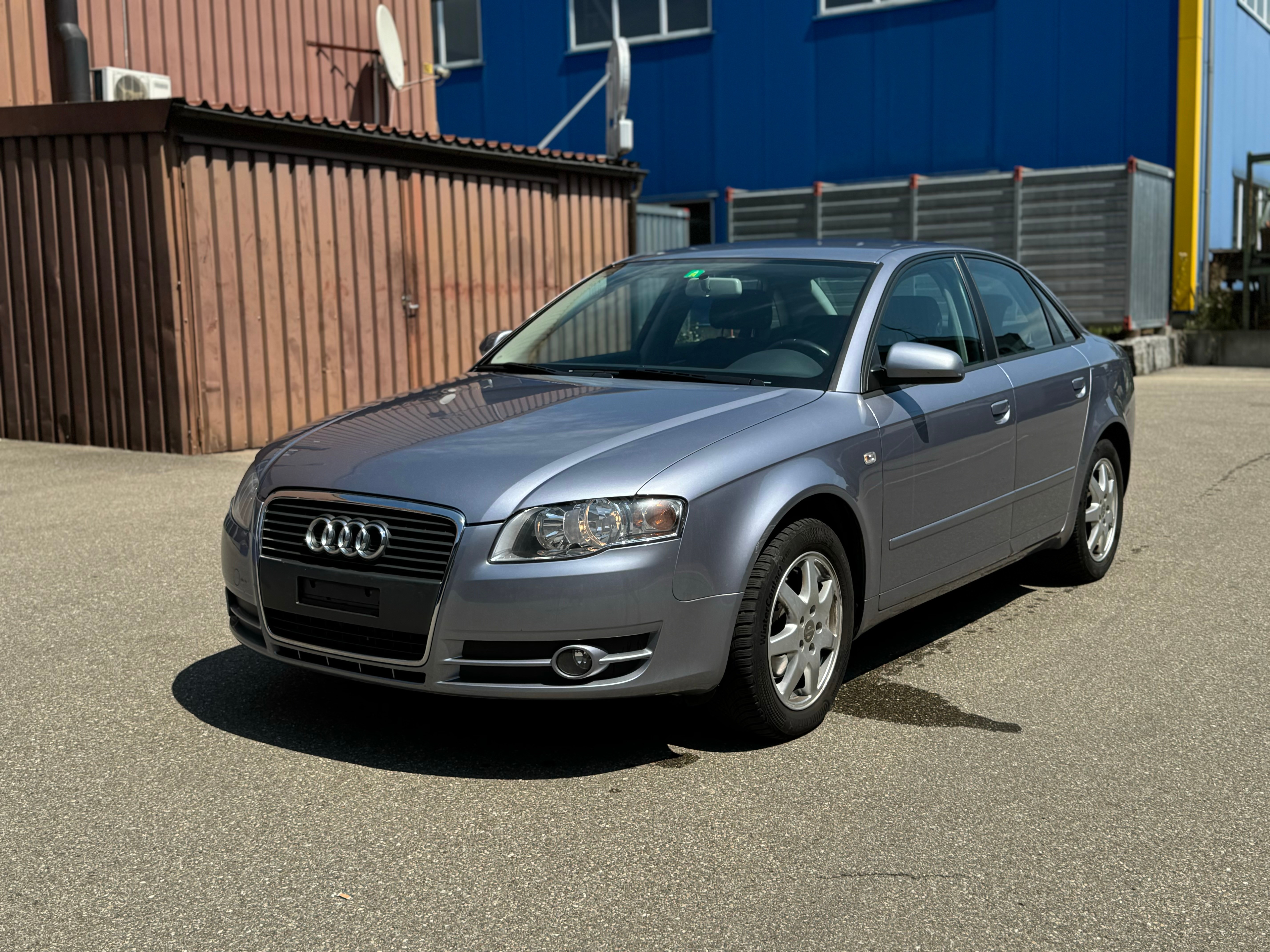 AUDI A4 2.0