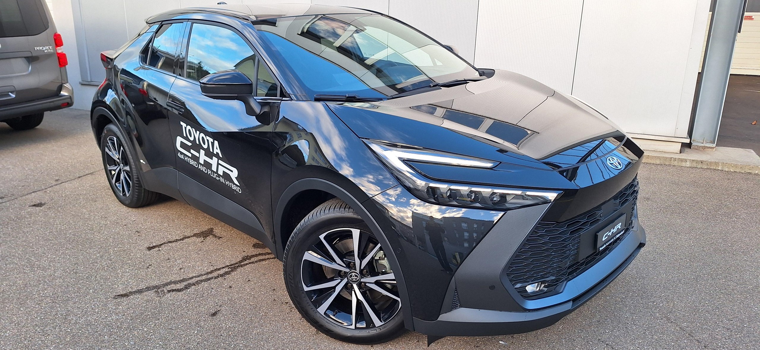 TOYOTA C-HR 2.0 HEV Trend 4x4