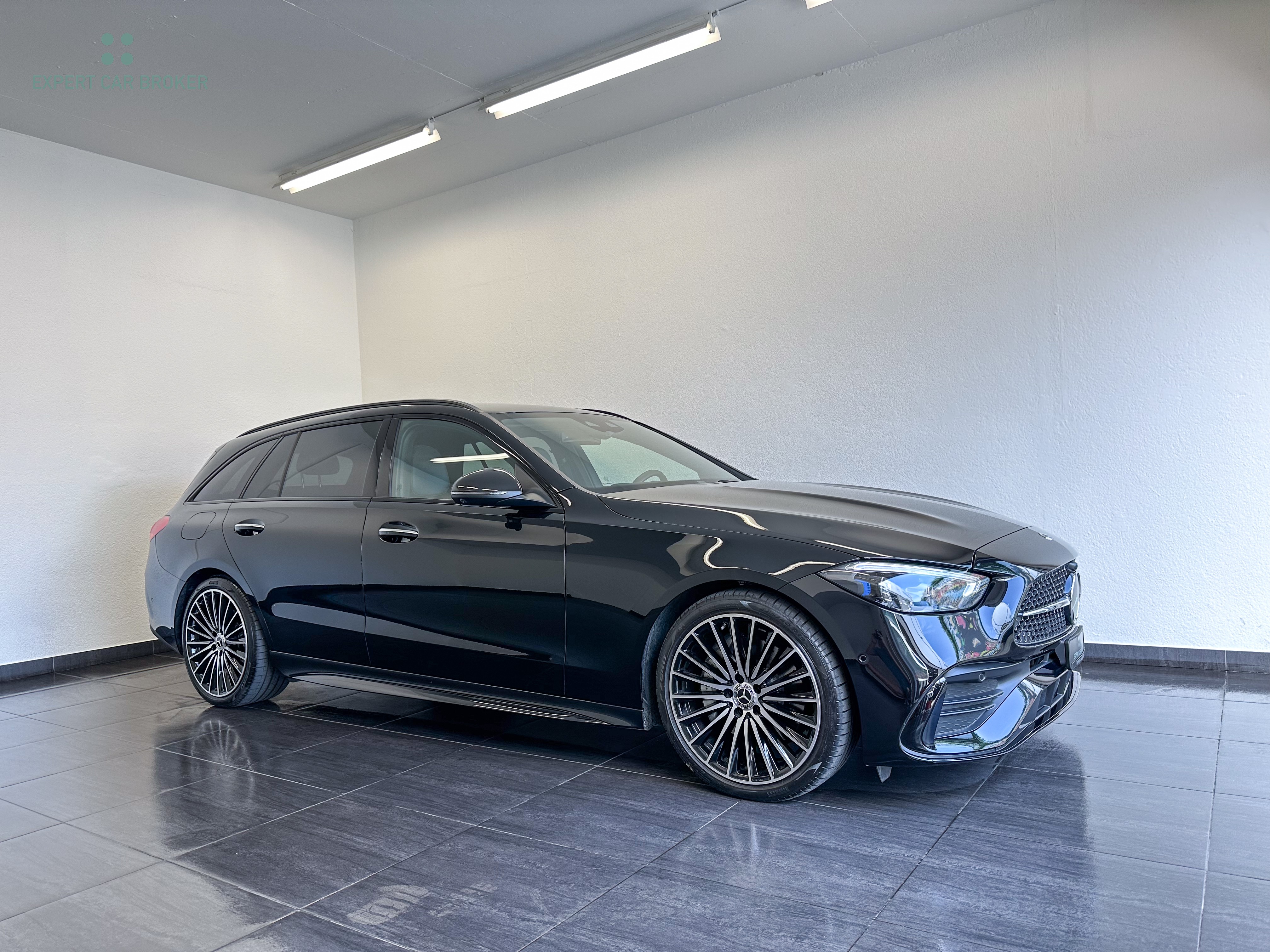 MERCEDES-BENZ C 220 d T 4 Matic AMG Line