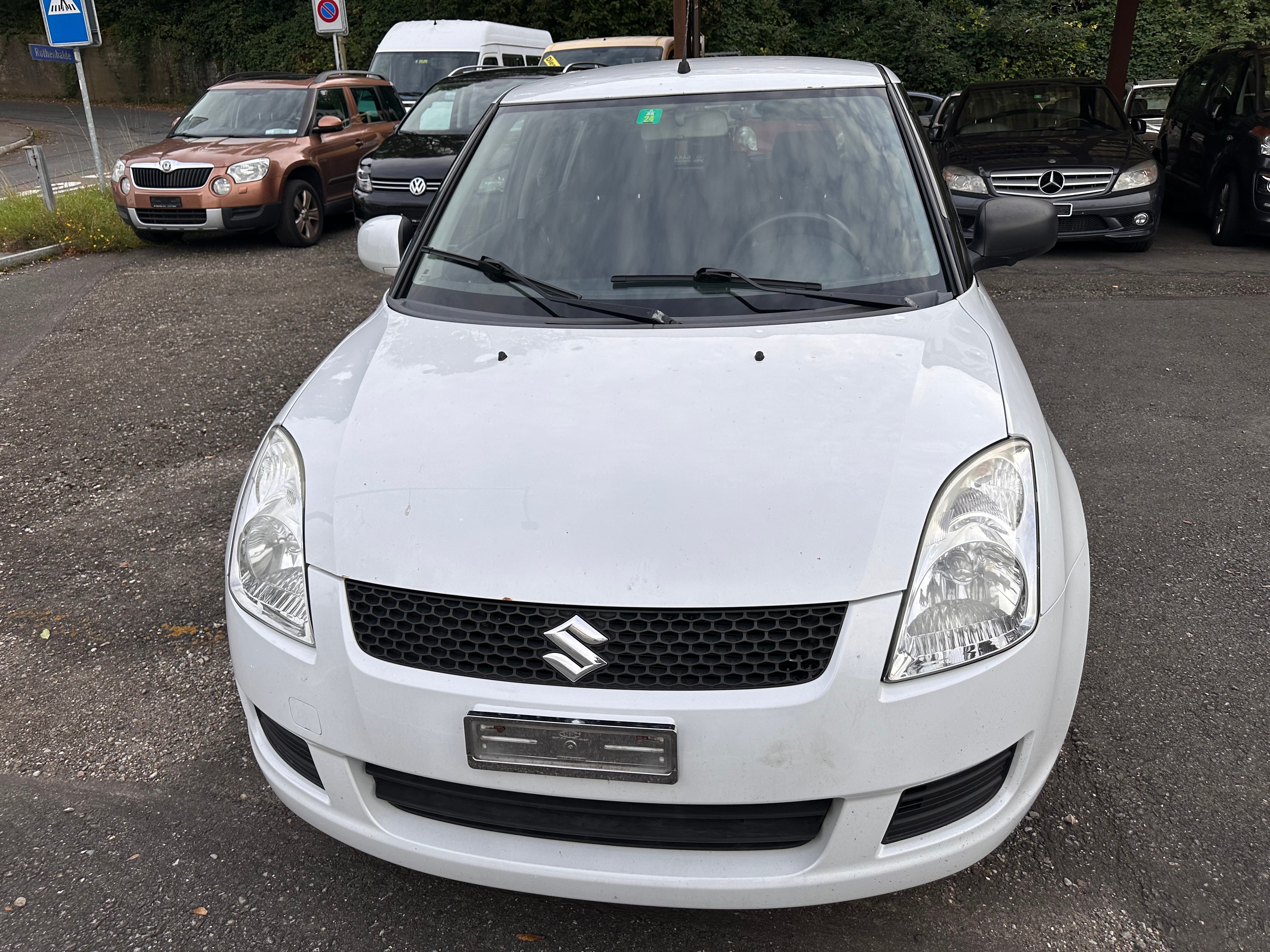 SUZUKI Swift 1.3i 16V GL Top