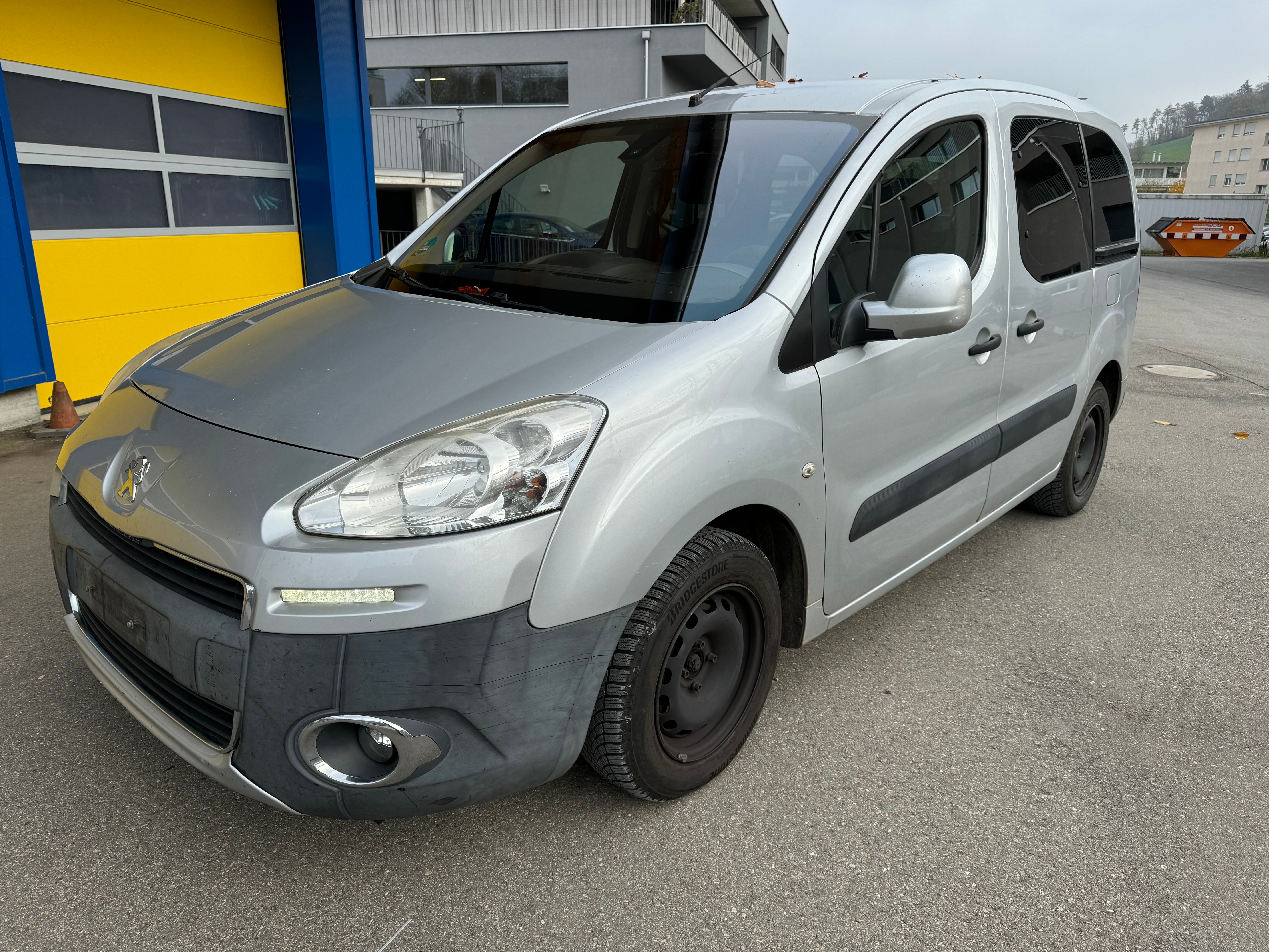 PEUGEOT Partner 1.6 e-HDI Active EGS6