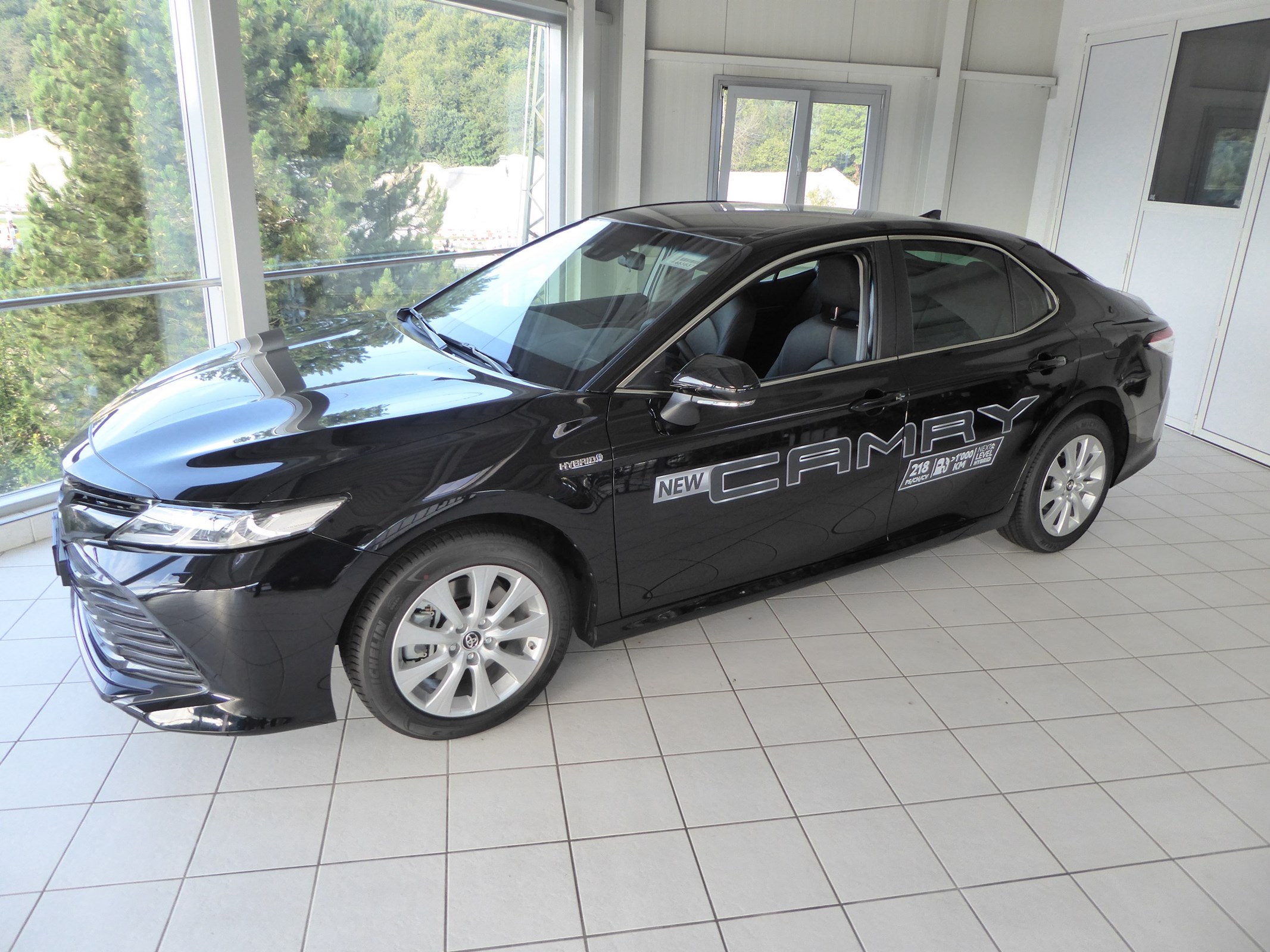 TOYOTA Camry 2.5 HSD Comfort e-CVT