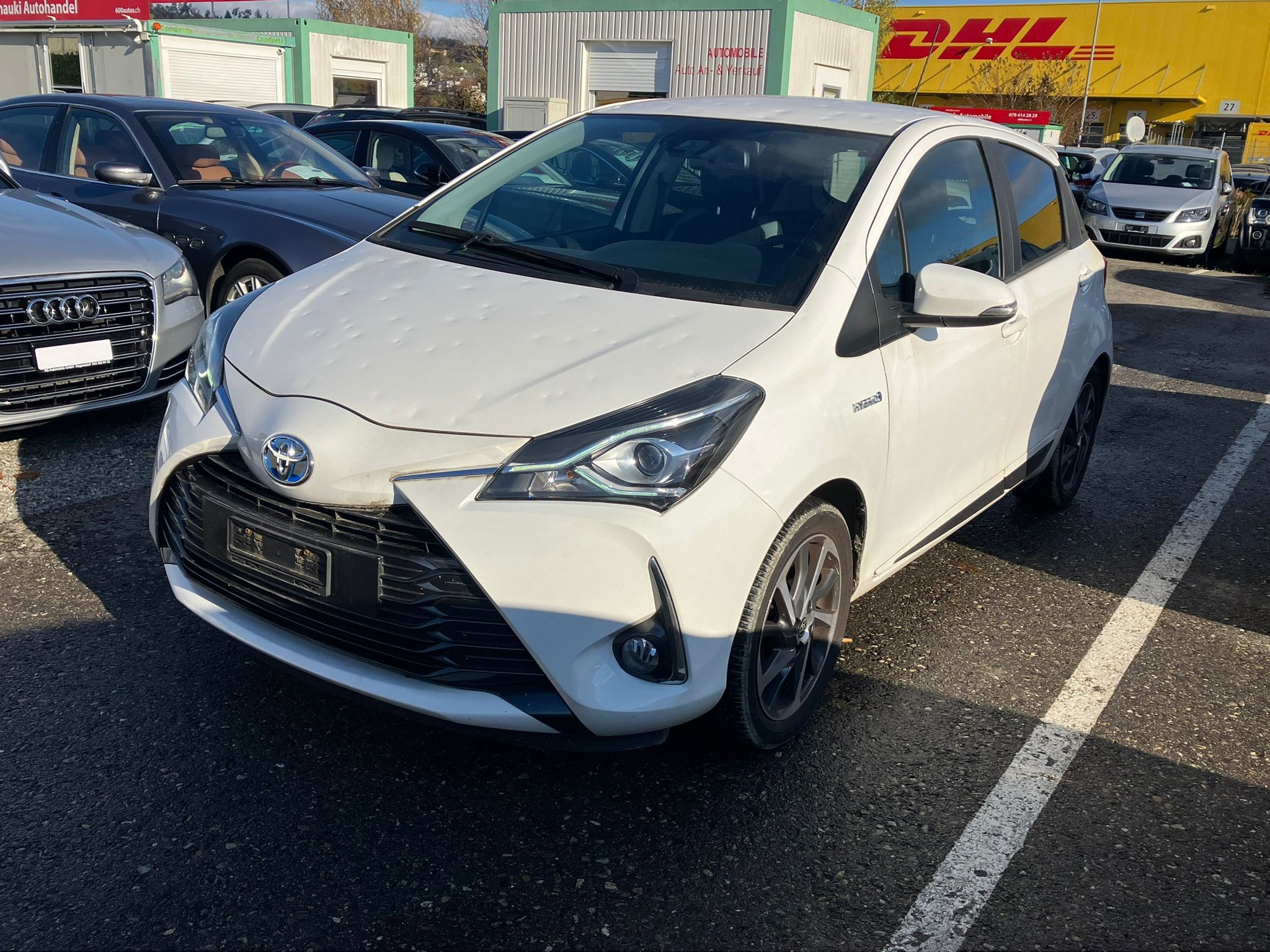 TOYOTA Yaris 1.5 VVT-i Hybrid Trend e-CVT