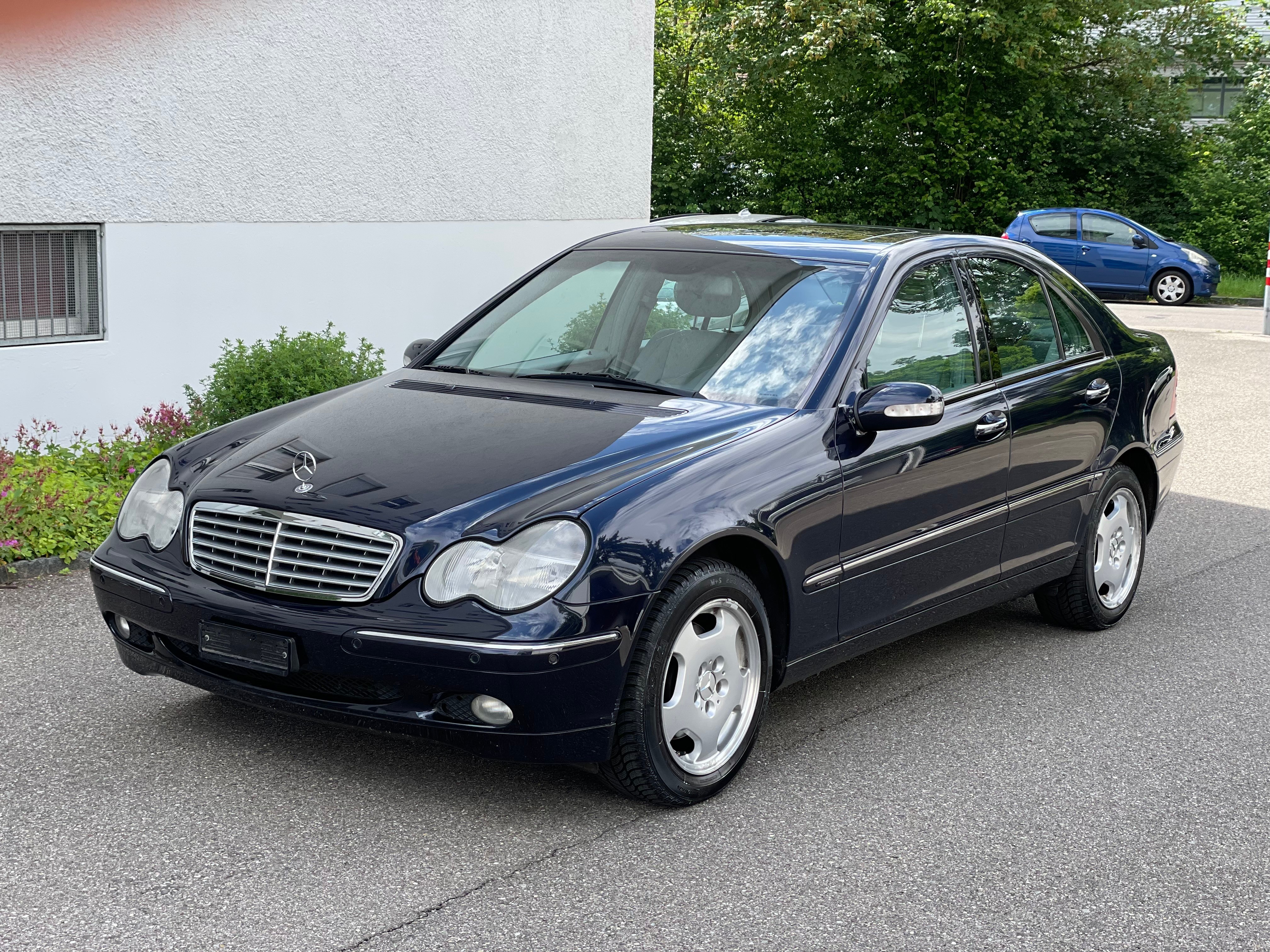 MERCEDES-BENZ C 240 Elégance