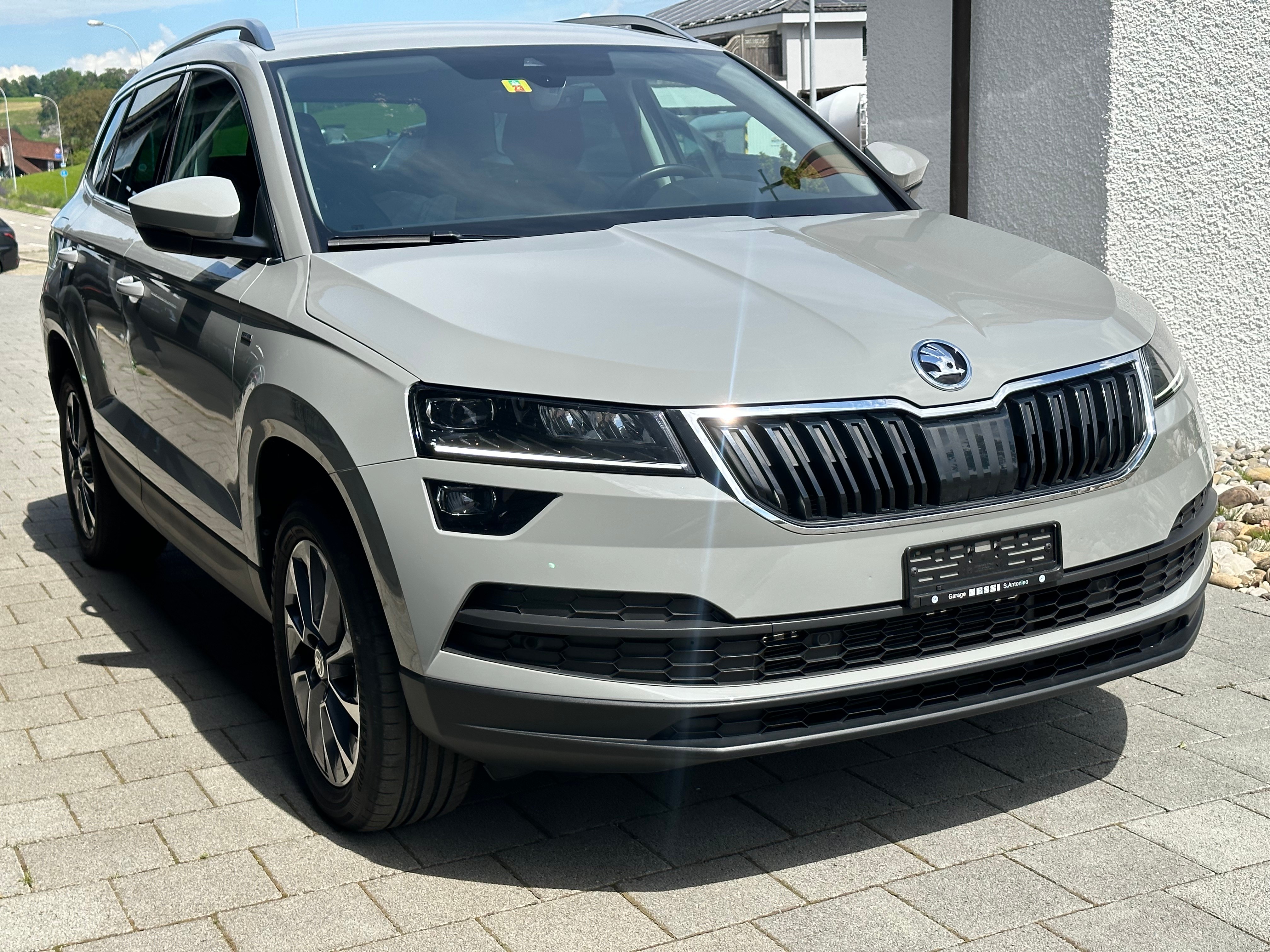 SKODA Karoq 1.5 TSI ACT Drive DSG