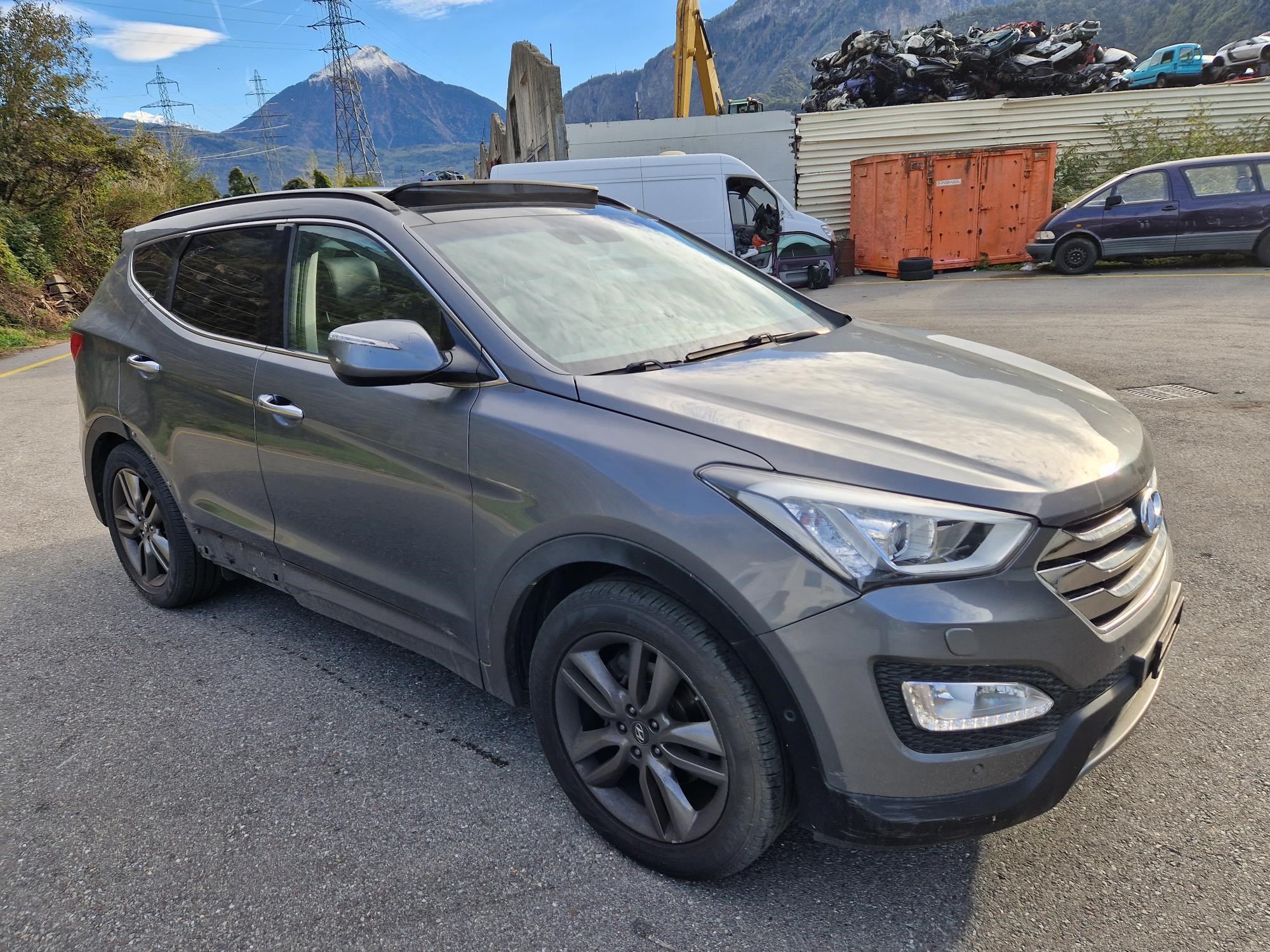 HYUNDAI Santa Fe 2.2 CRDI Premium 4WD Automatic