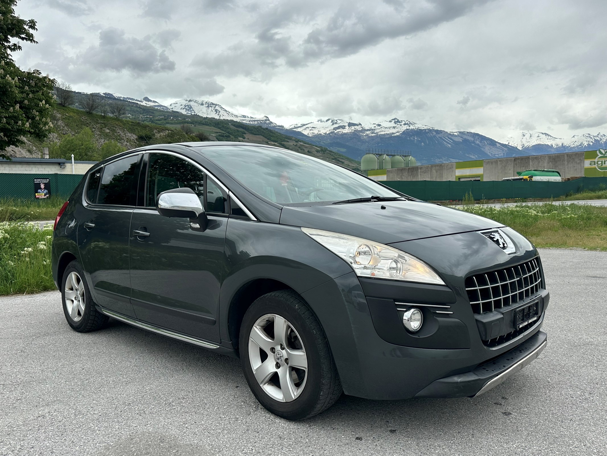 PEUGEOT 3008 1.6 16V T Sport Pack