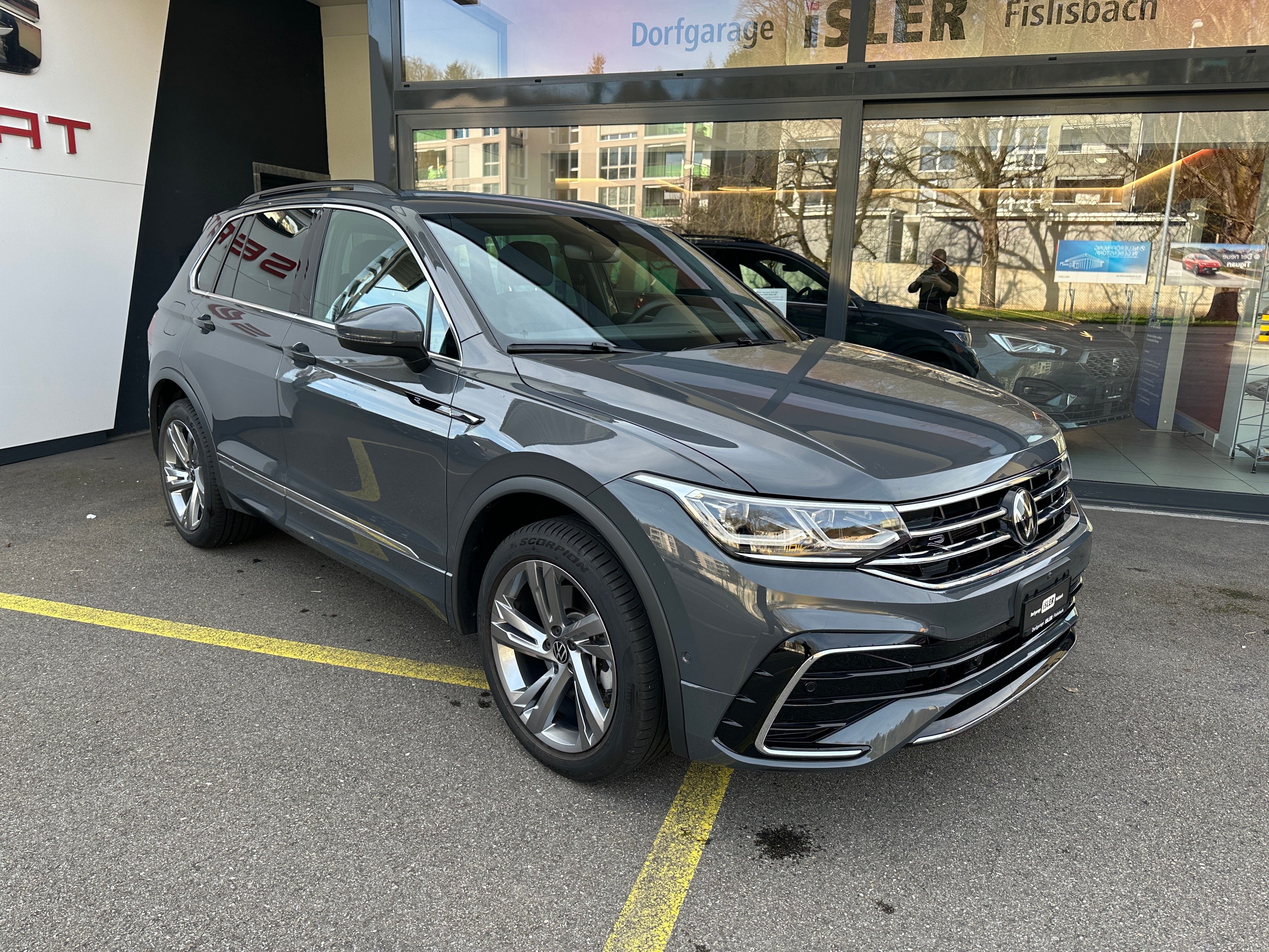 VW Tiguan 2.0TSI R-Line 4Motion DSG