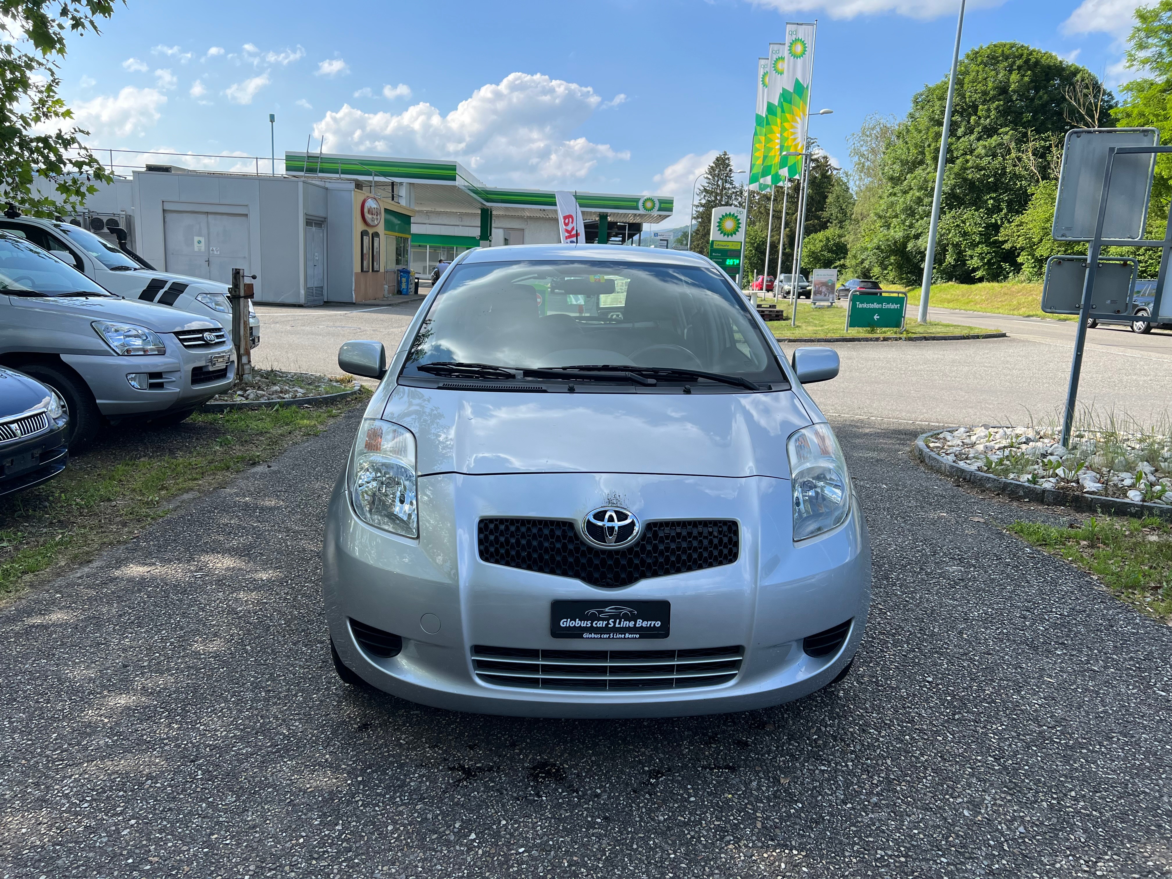 TOYOTA Yaris 1.3 Linea Sol