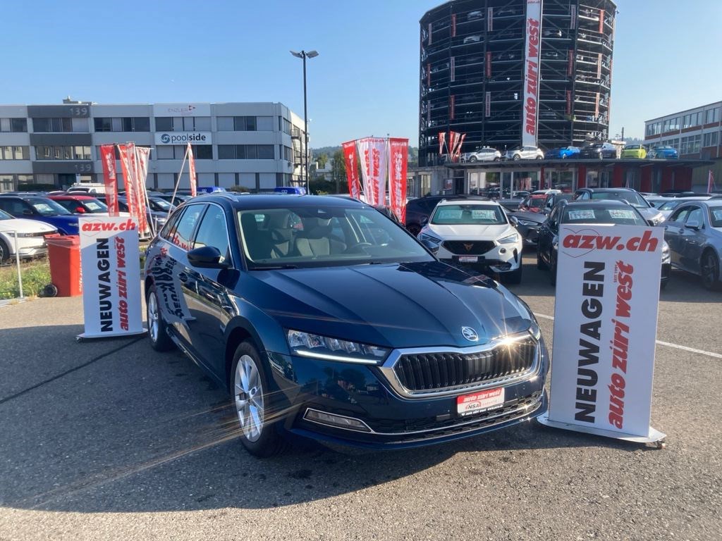 SKODA OCTAVIA Combi 2.0 TDi Selection DSG-Automat