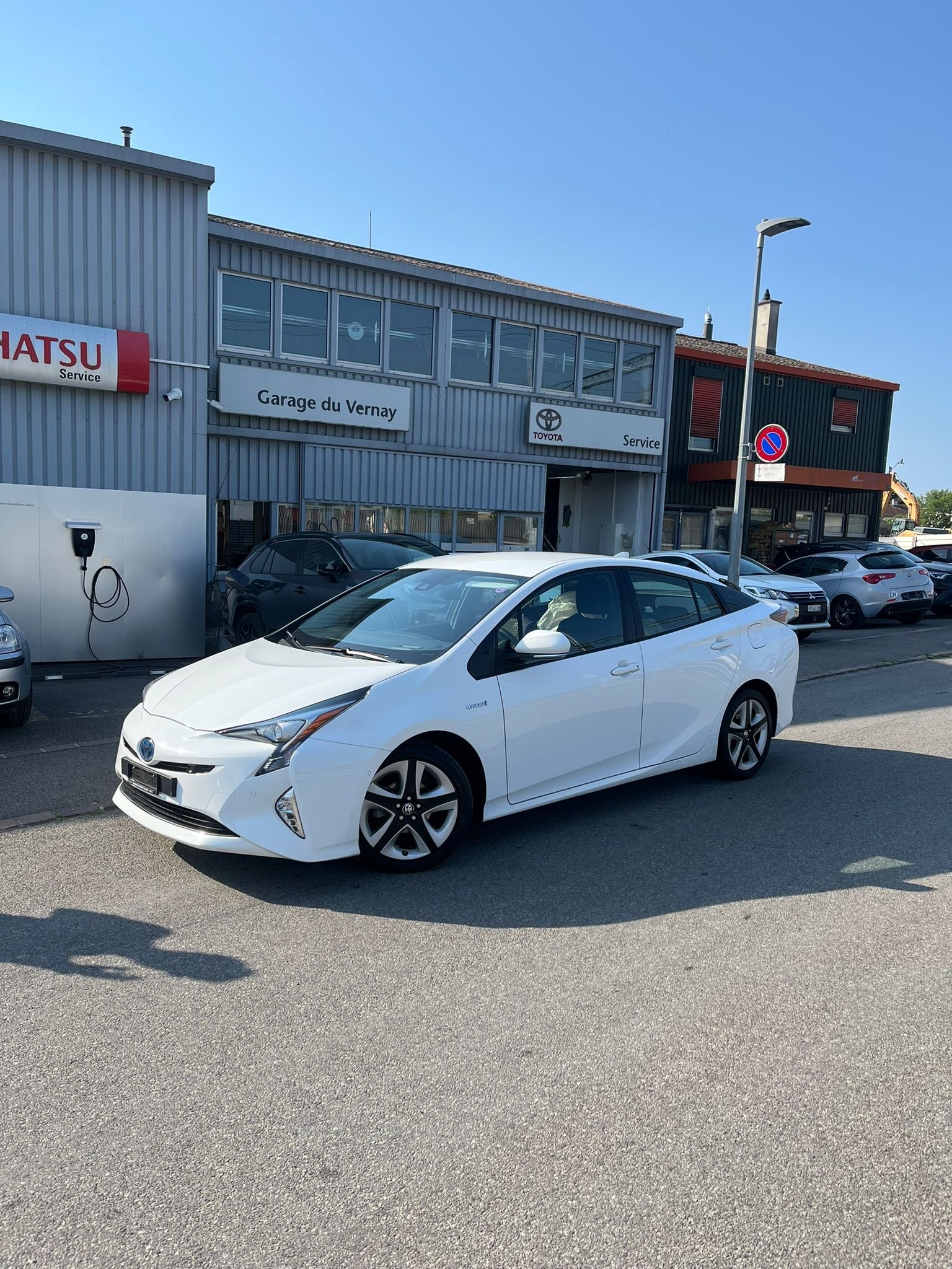 TOYOTA Prius 1.8 VVT-i HSD Sol