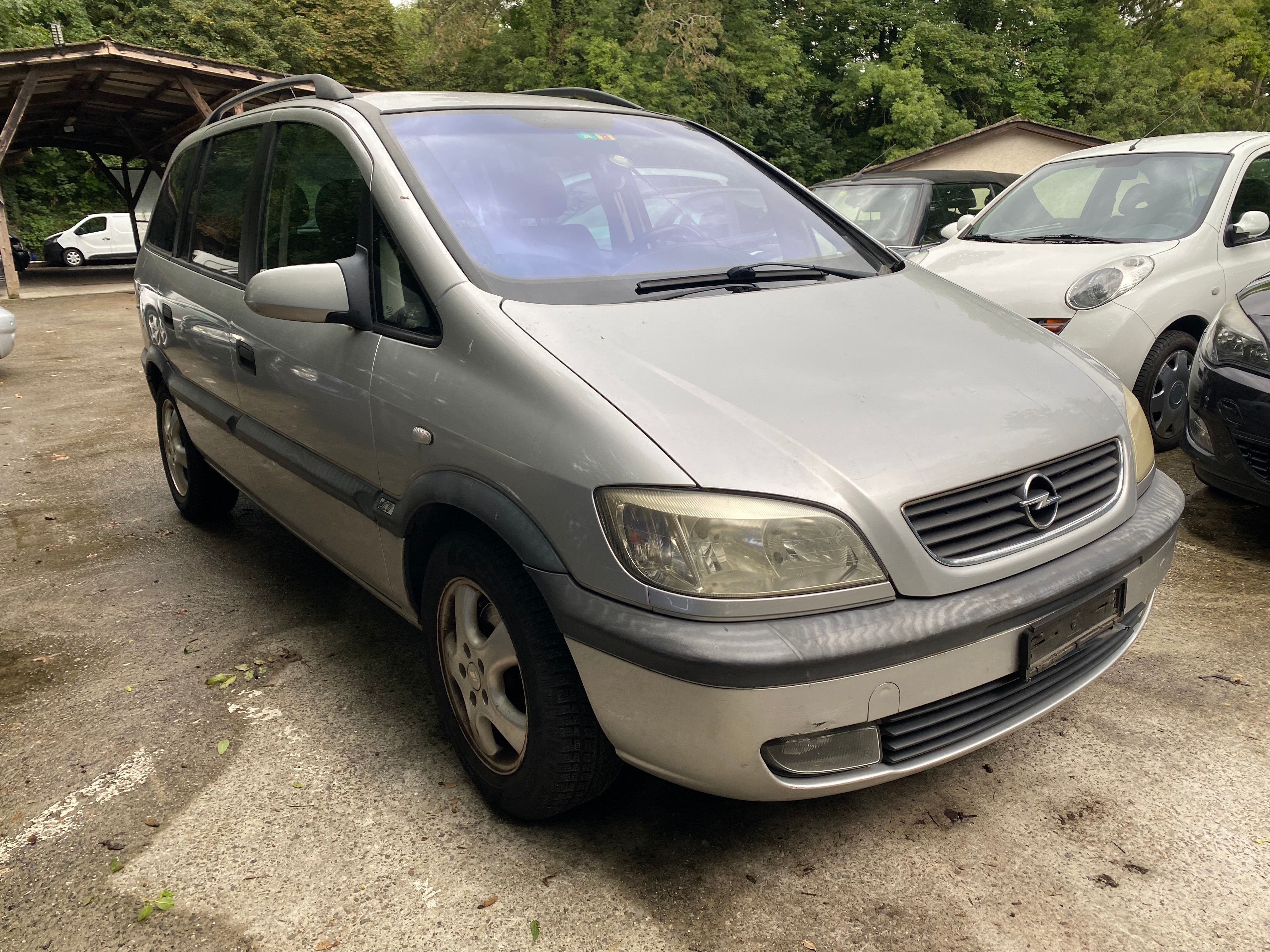 OPEL Zafira 2.2i 16V Comfort