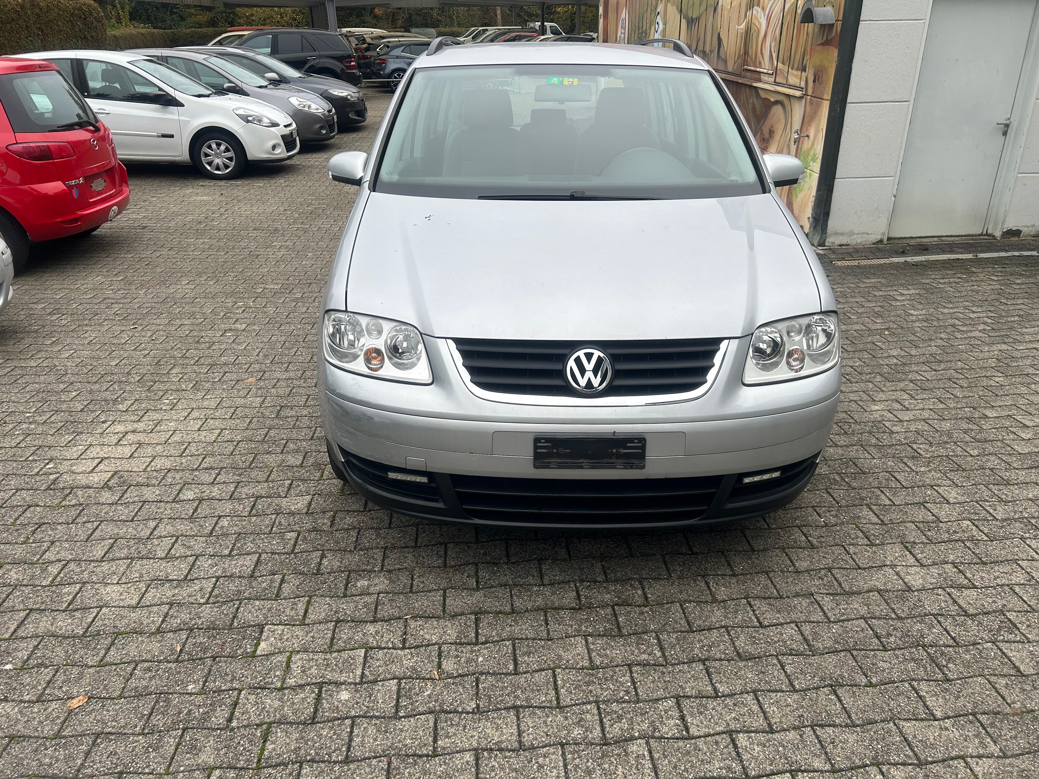 VW Touran 2.0 FSI Trendline