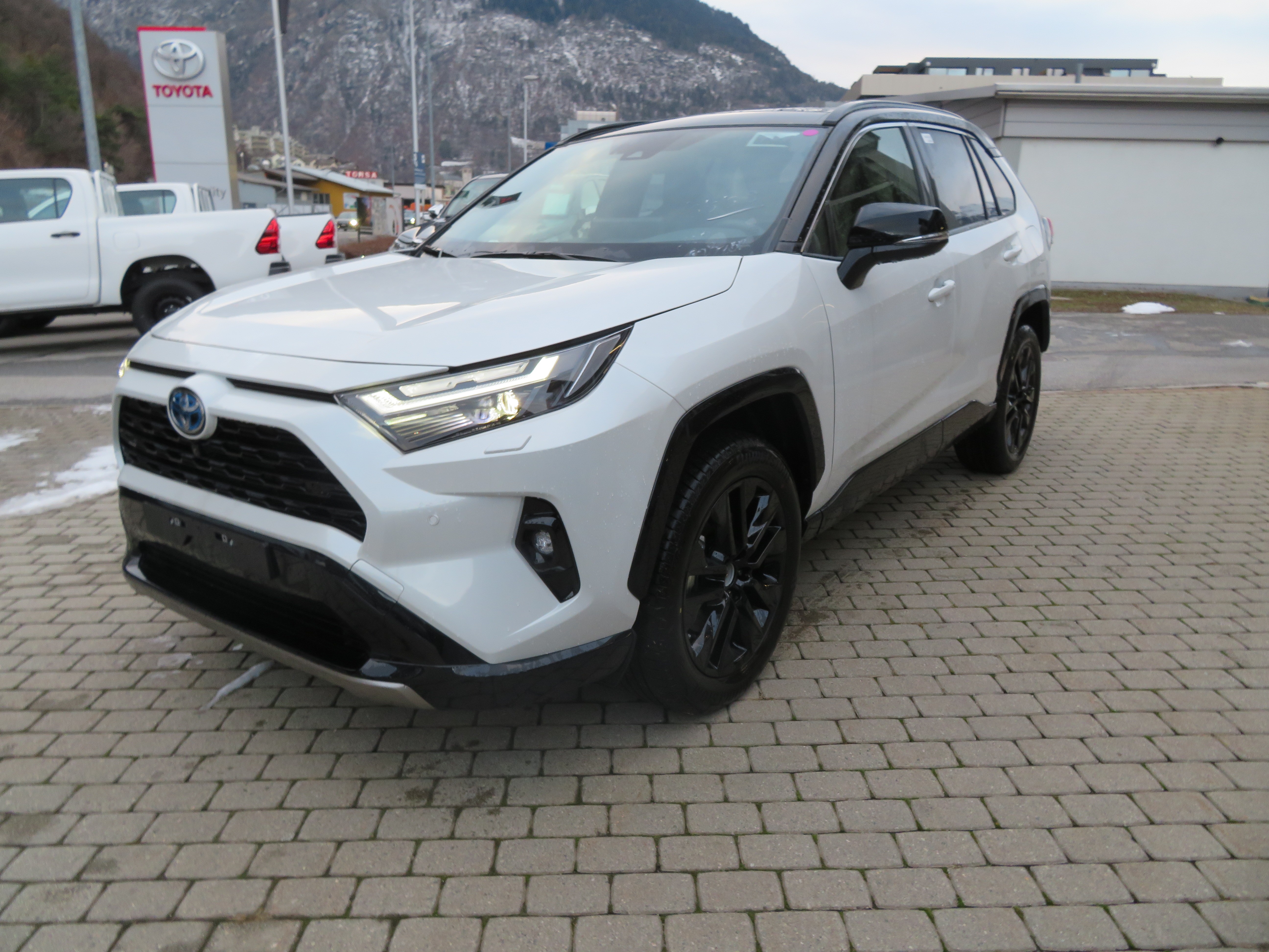 TOYOTA RAV-4 2.5 HSD Style e-CVT 4WD