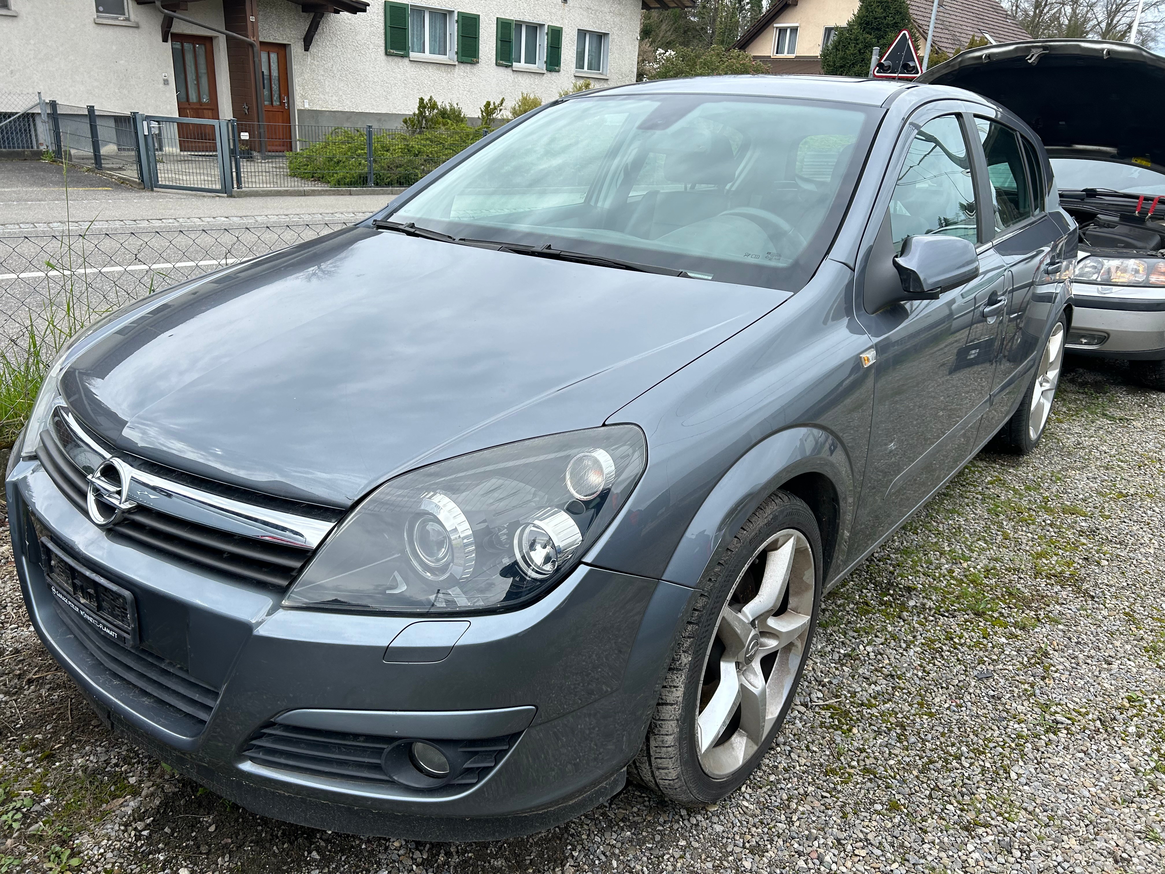 OPEL Astra 2.0i 16V Turbo Sport