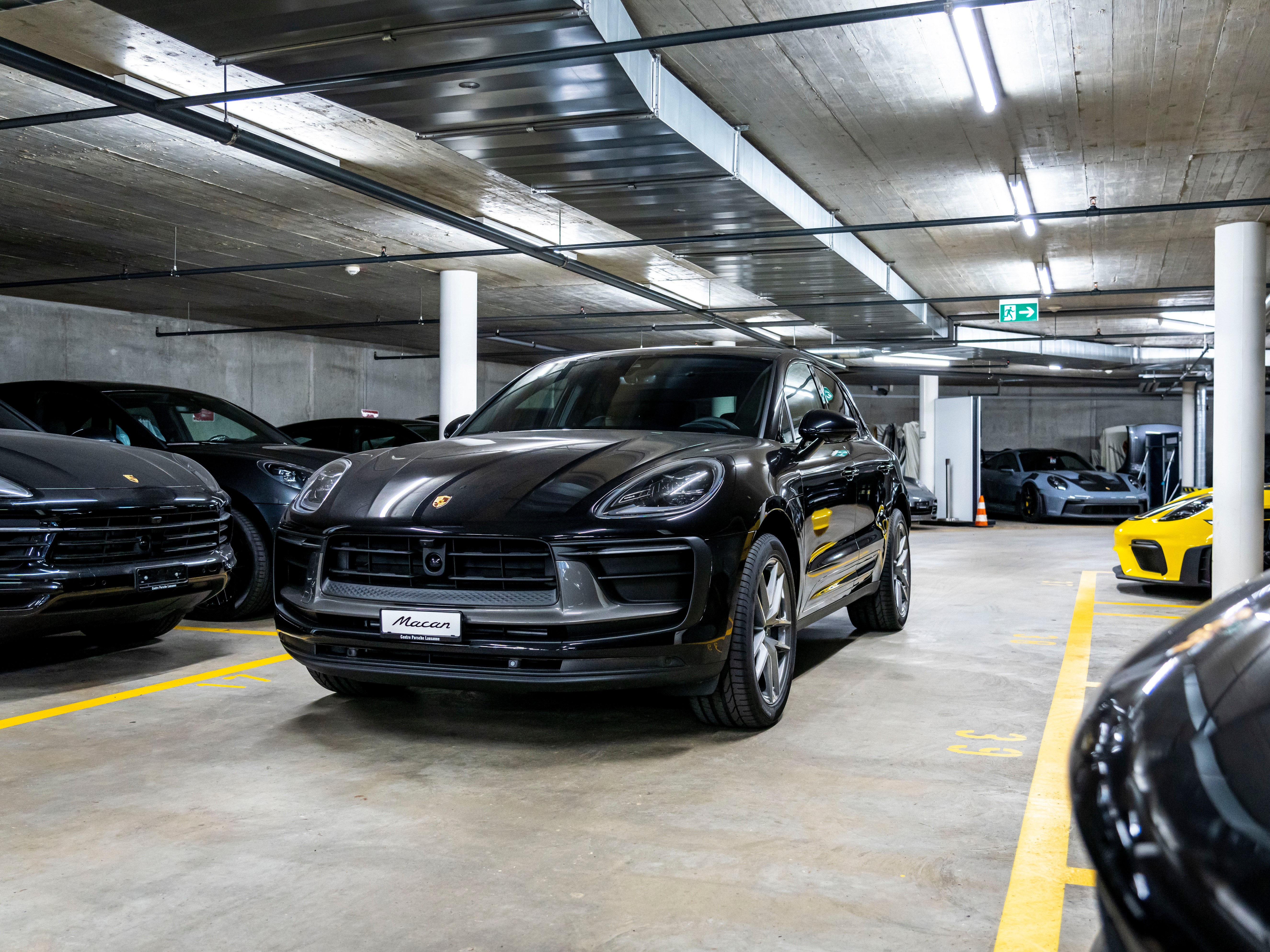 PORSCHE Macan T PDK