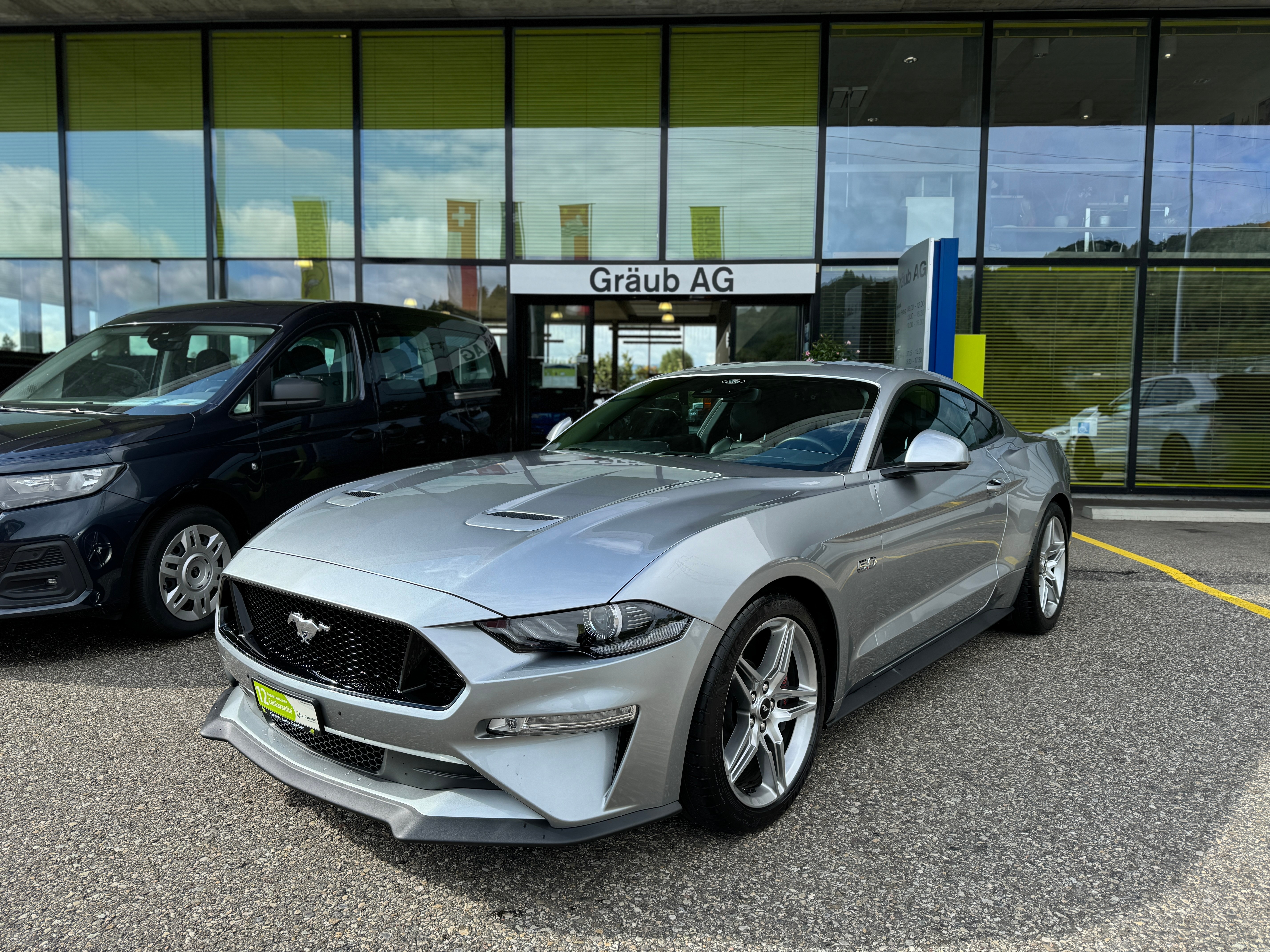 FORD Mustang Fastback 5.0 V8 GT Automat ICONIC SILBER