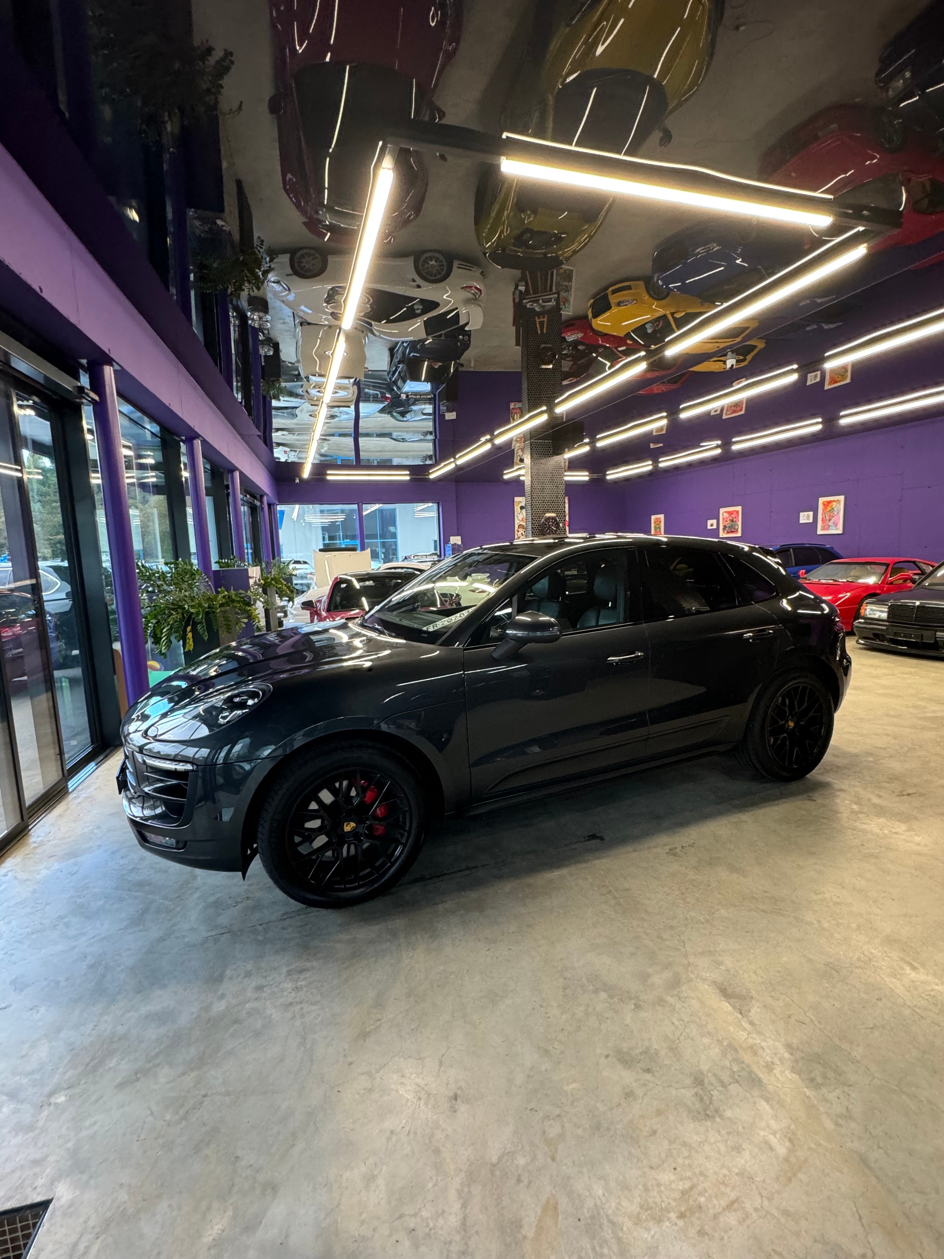 PORSCHE Macan GTS PDK