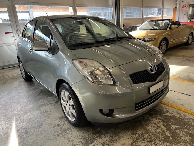 TOYOTA Yaris 1.3 City Multimode