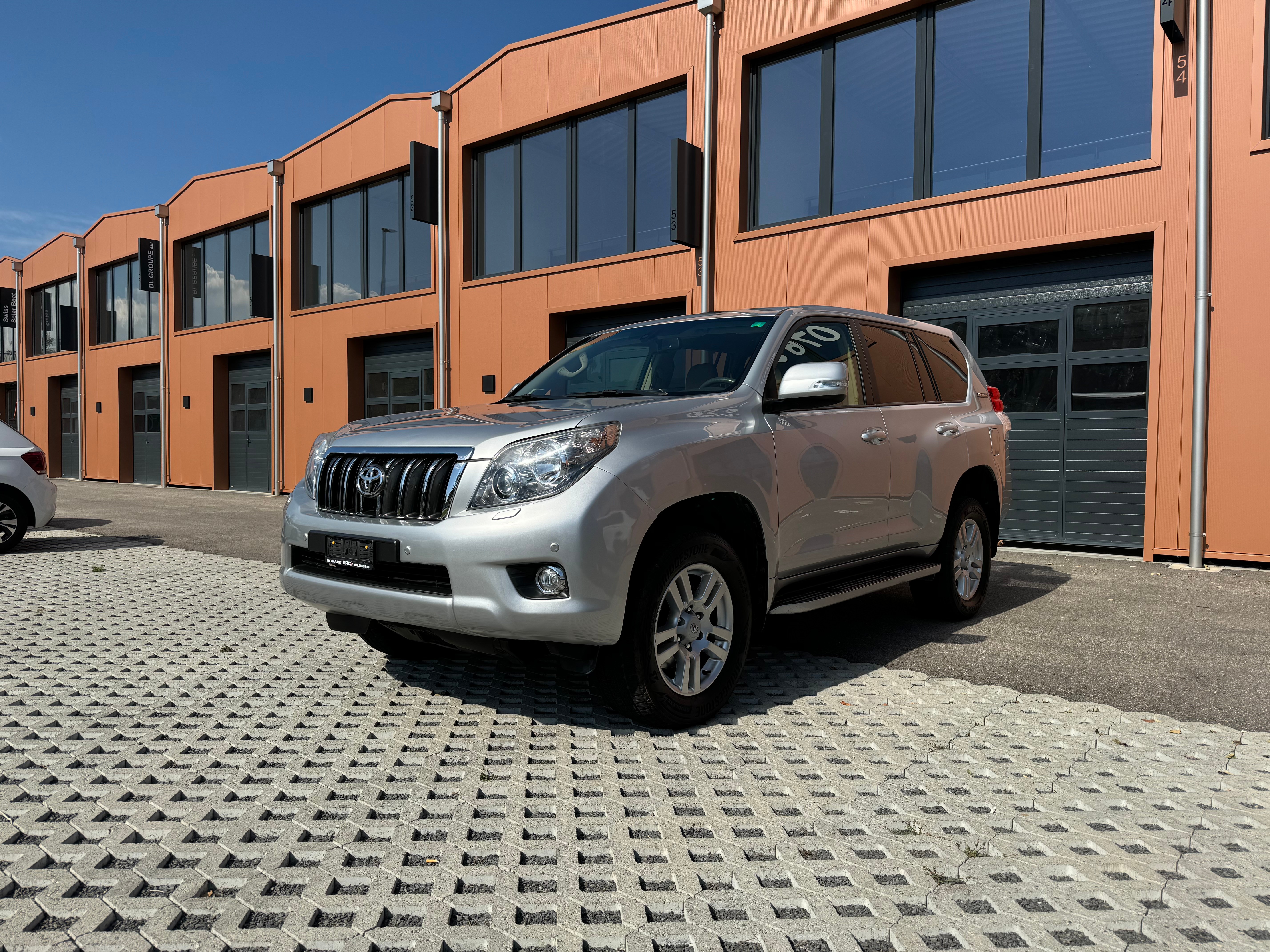 TOYOTA Land Cruiser 3.0 TD Linea Terra Automatic