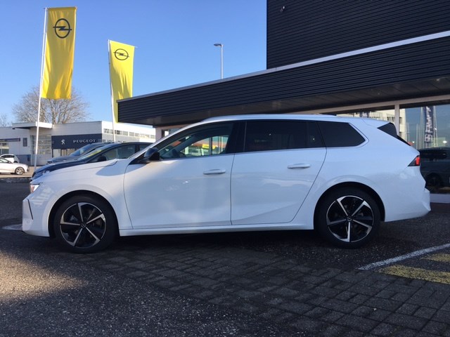 OPEL Astra Sports Tourer 1.5 D Elegance Plus