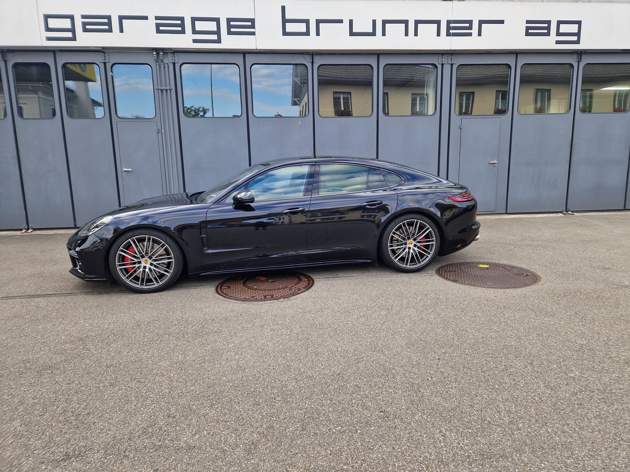 PORSCHE Panamera Turbo PDK