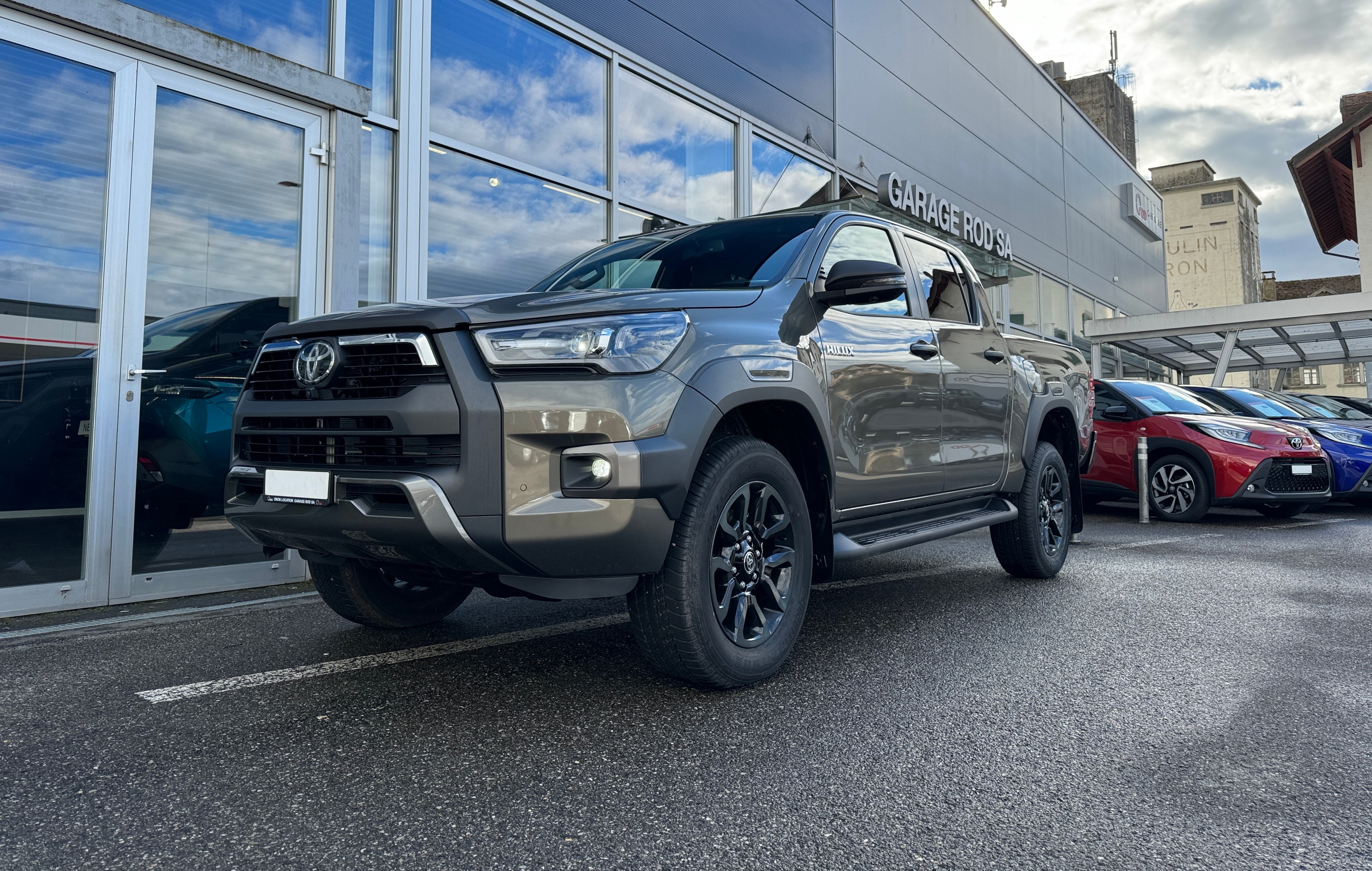 TOYOTA Hilux 2.8D-4D Invincible Double Cab 4x4 A