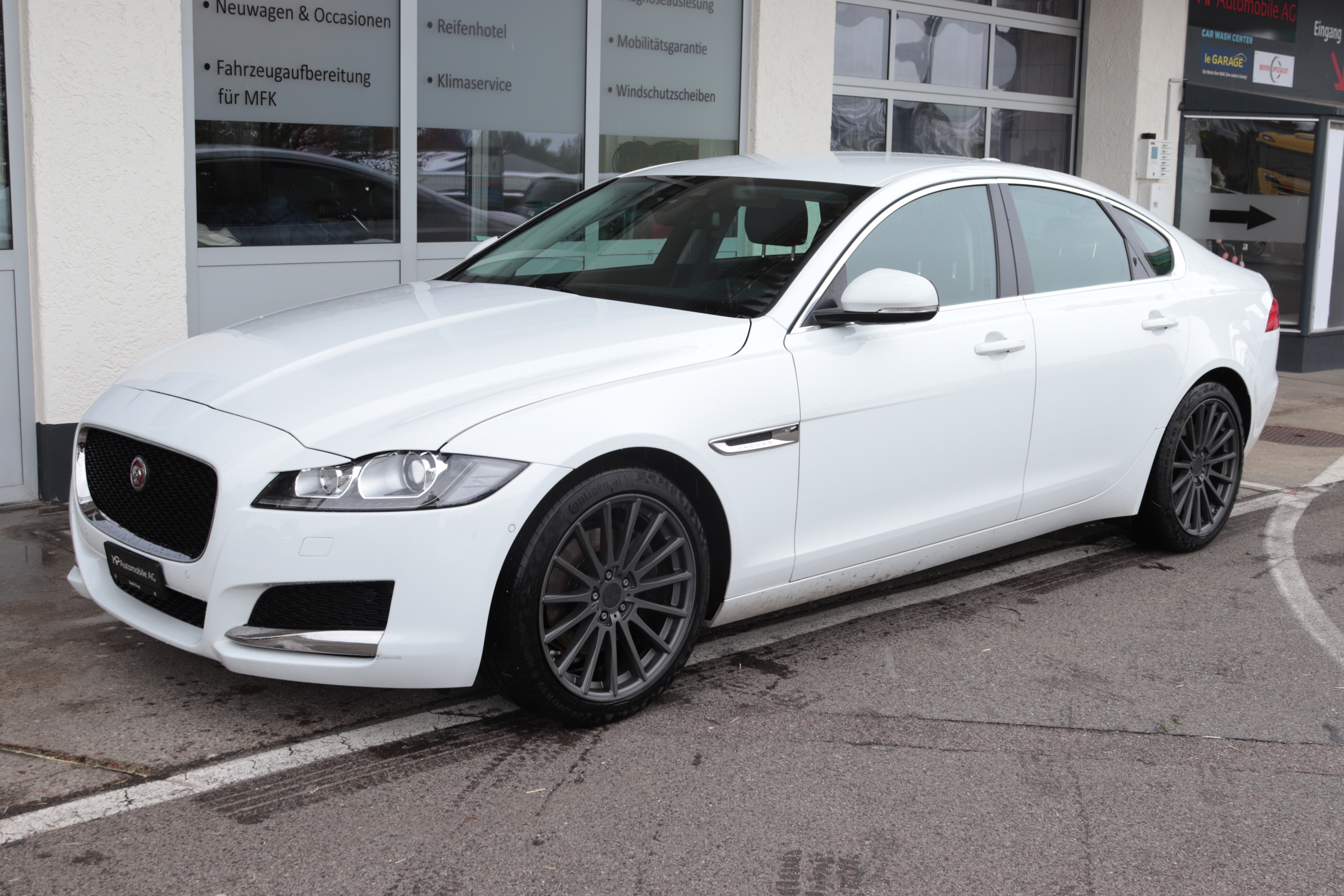 JAGUAR XF 20d Prestige Automatic