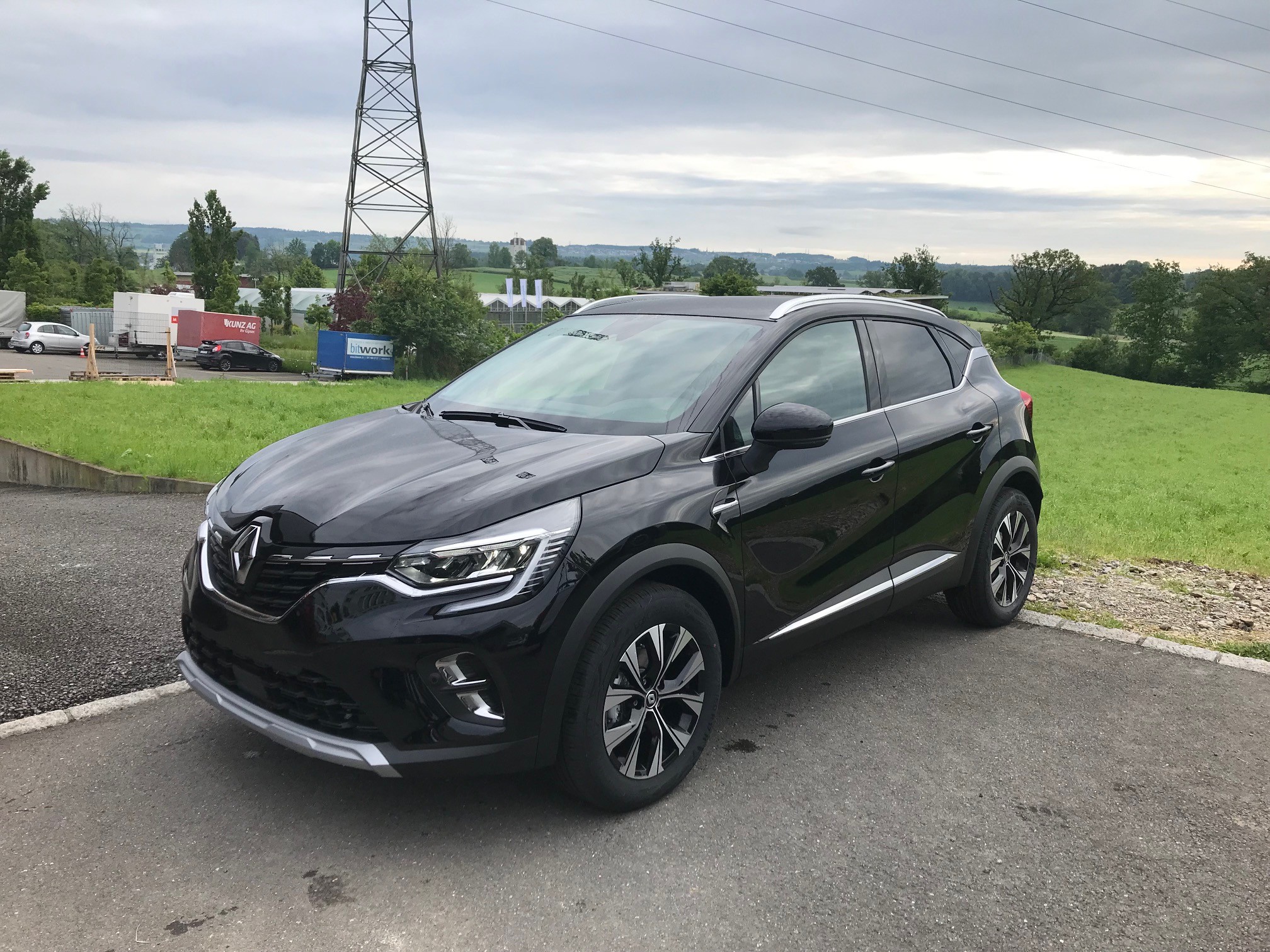 RENAULT Captur 1.3 TCe Techno EDC