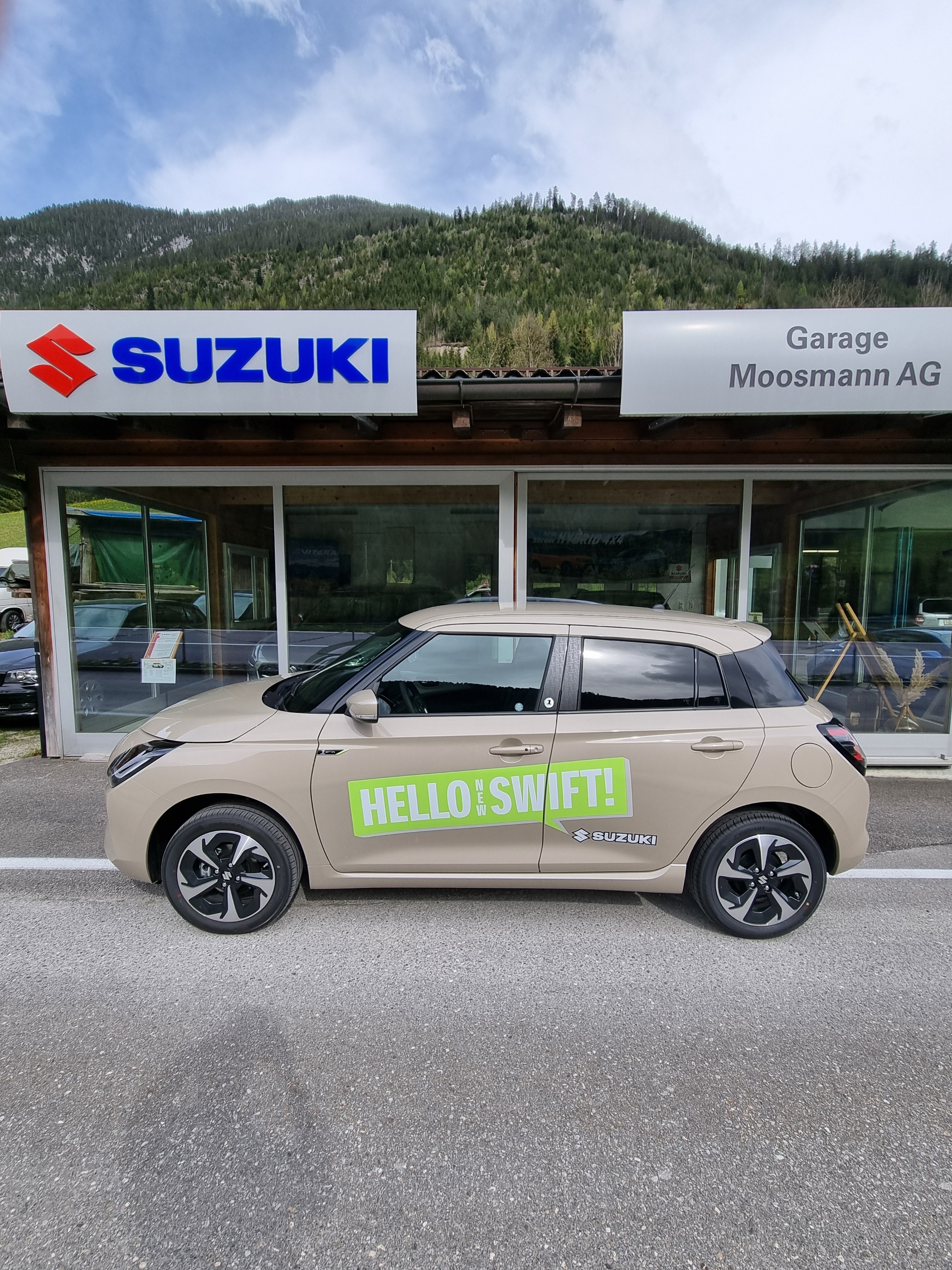 SUZUKI Swift 1.2 1st Edition Top Hybrid 4x4