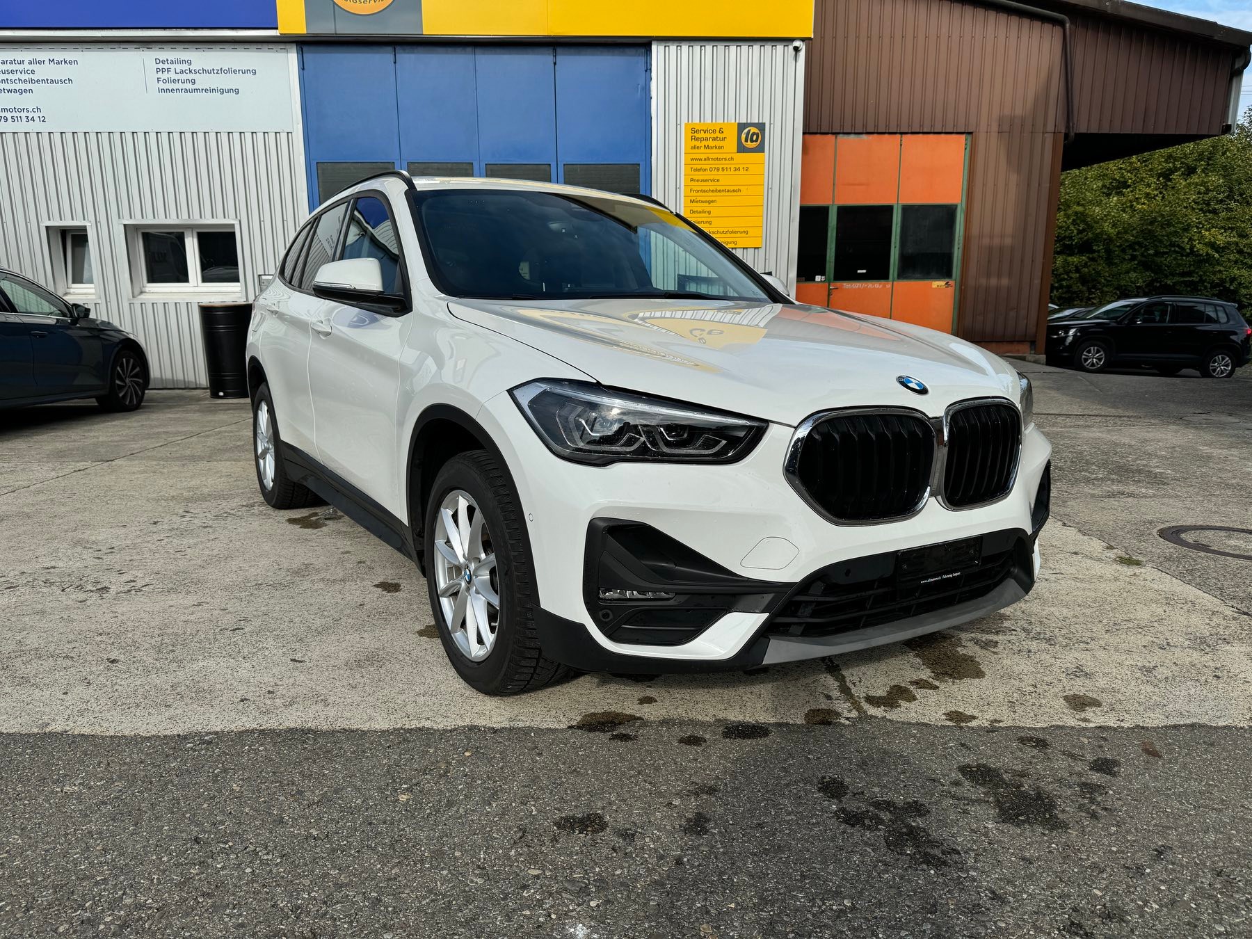 BMW X1 xDrive 18d Essential Edition Steptronic