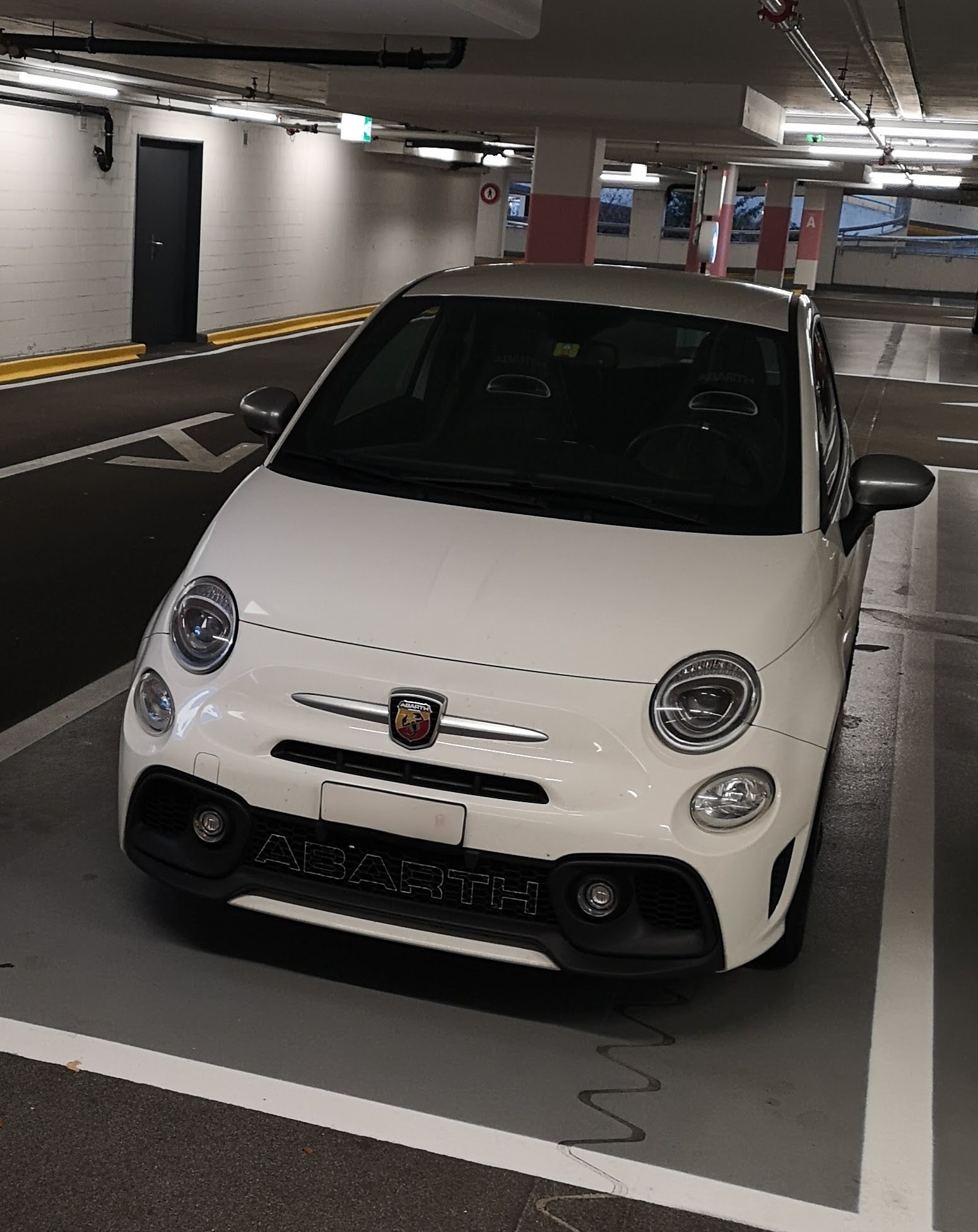 FIAT 595 1.4 16V Turbo Abarth Turismo