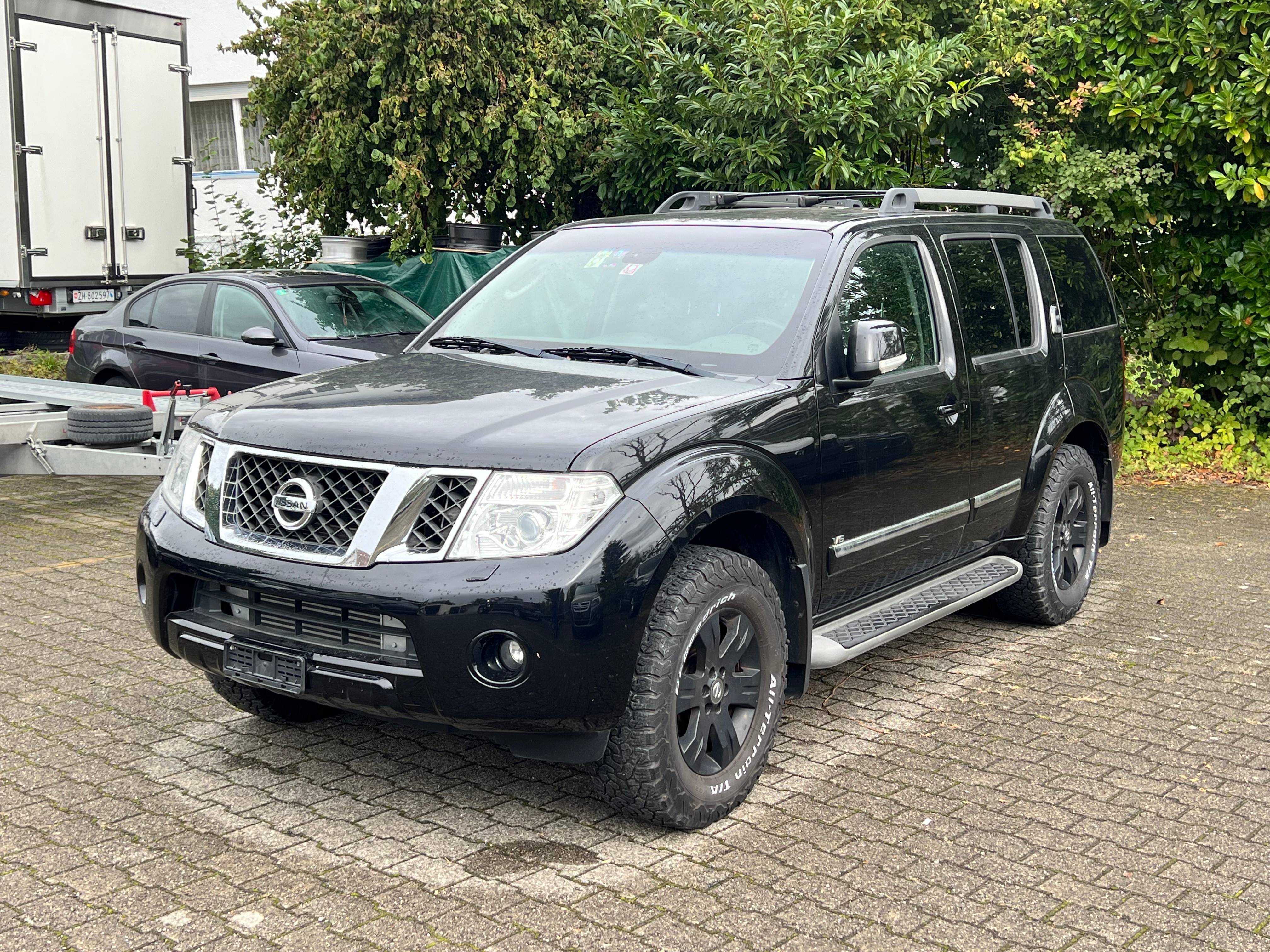 NISSAN Pathfinder 3.0 dCi Automat 7 Sitze