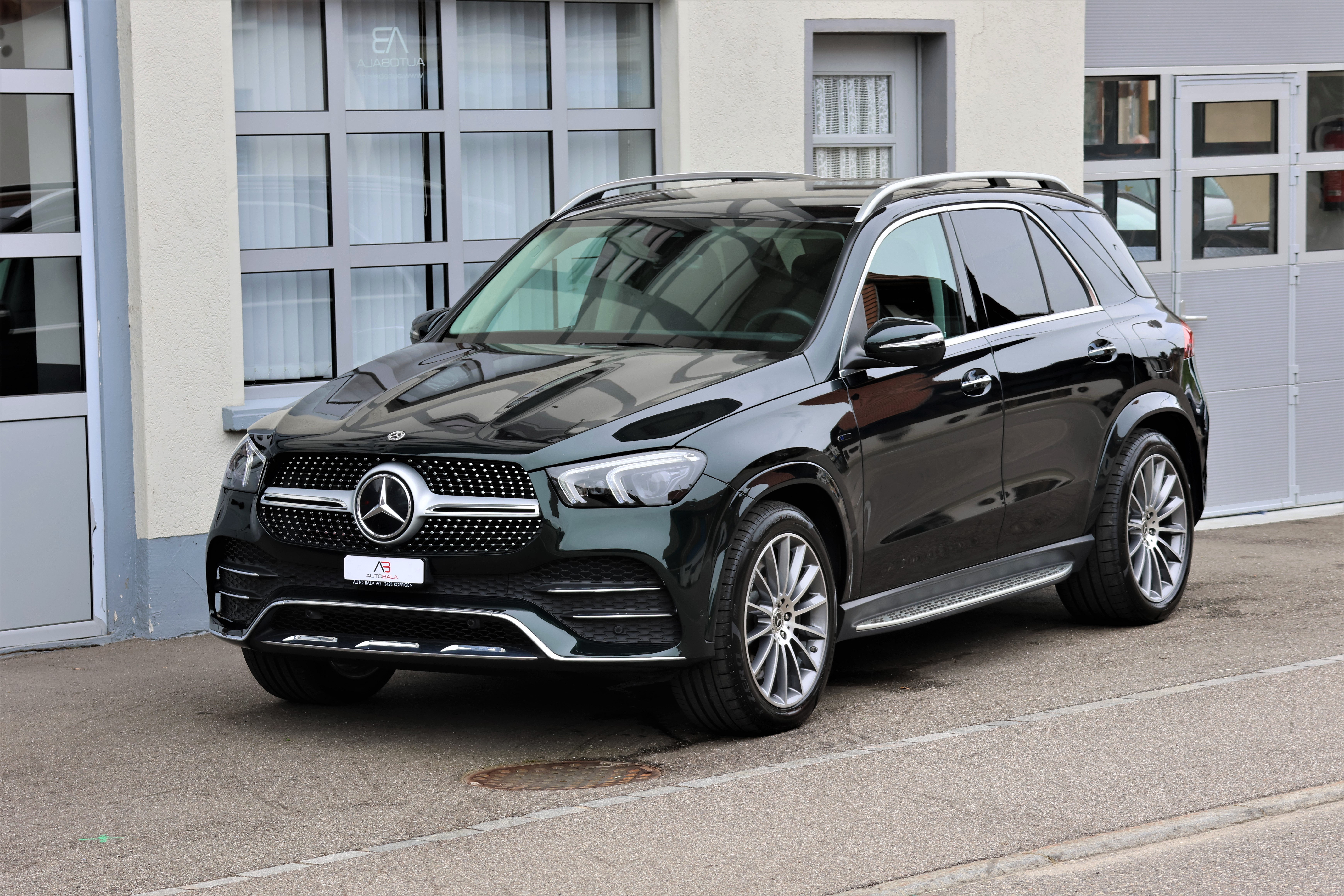 MERCEDES-BENZ GLE 350 de 4Matic AMG Line 9G-Tronic (CH) + 2.7T AHK