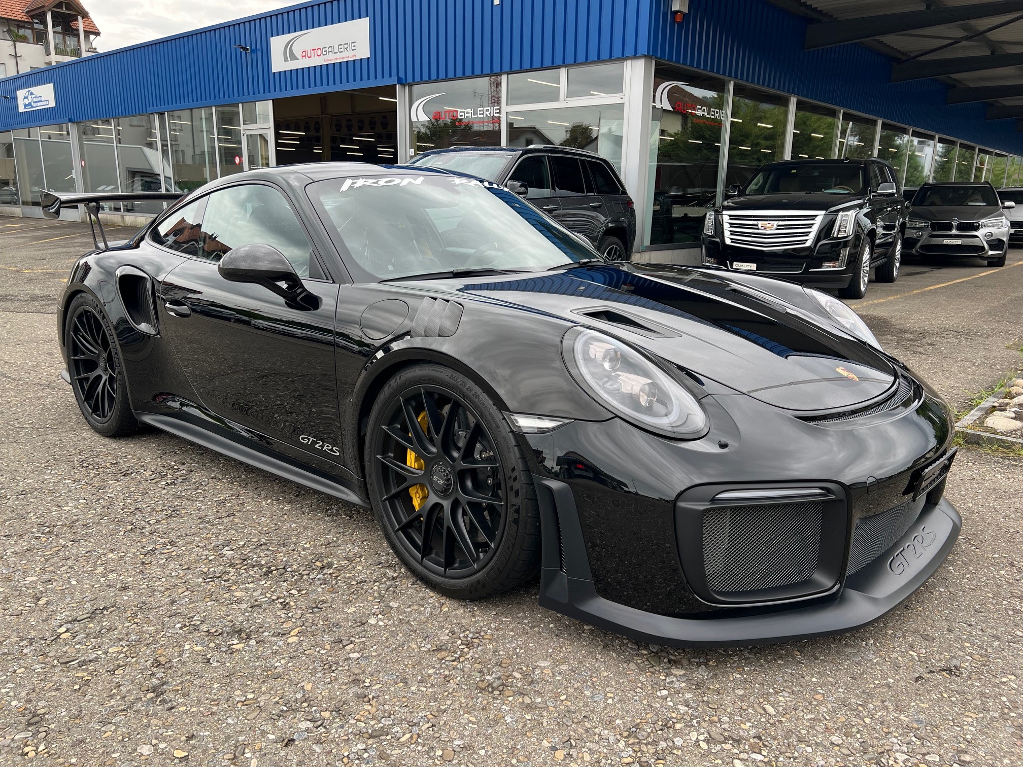 PORSCHE 911 GT2 RS *Weissach*