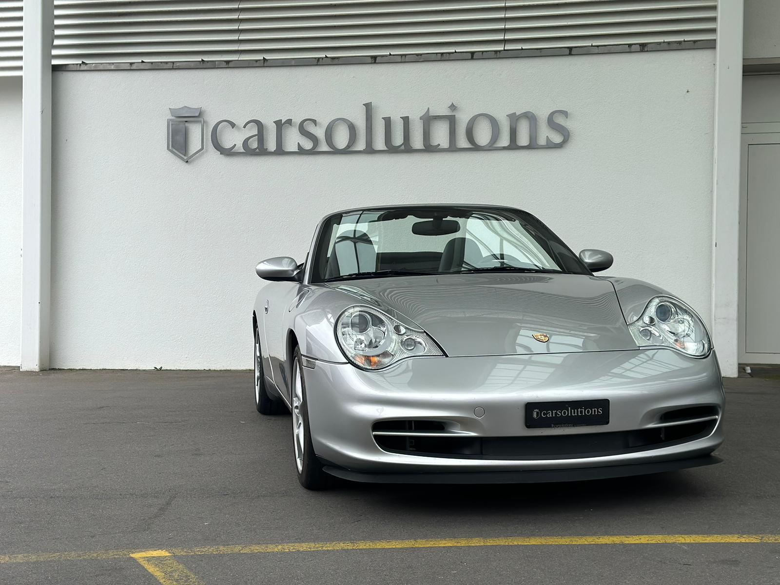 PORSCHE Carrera 4 Cabrio