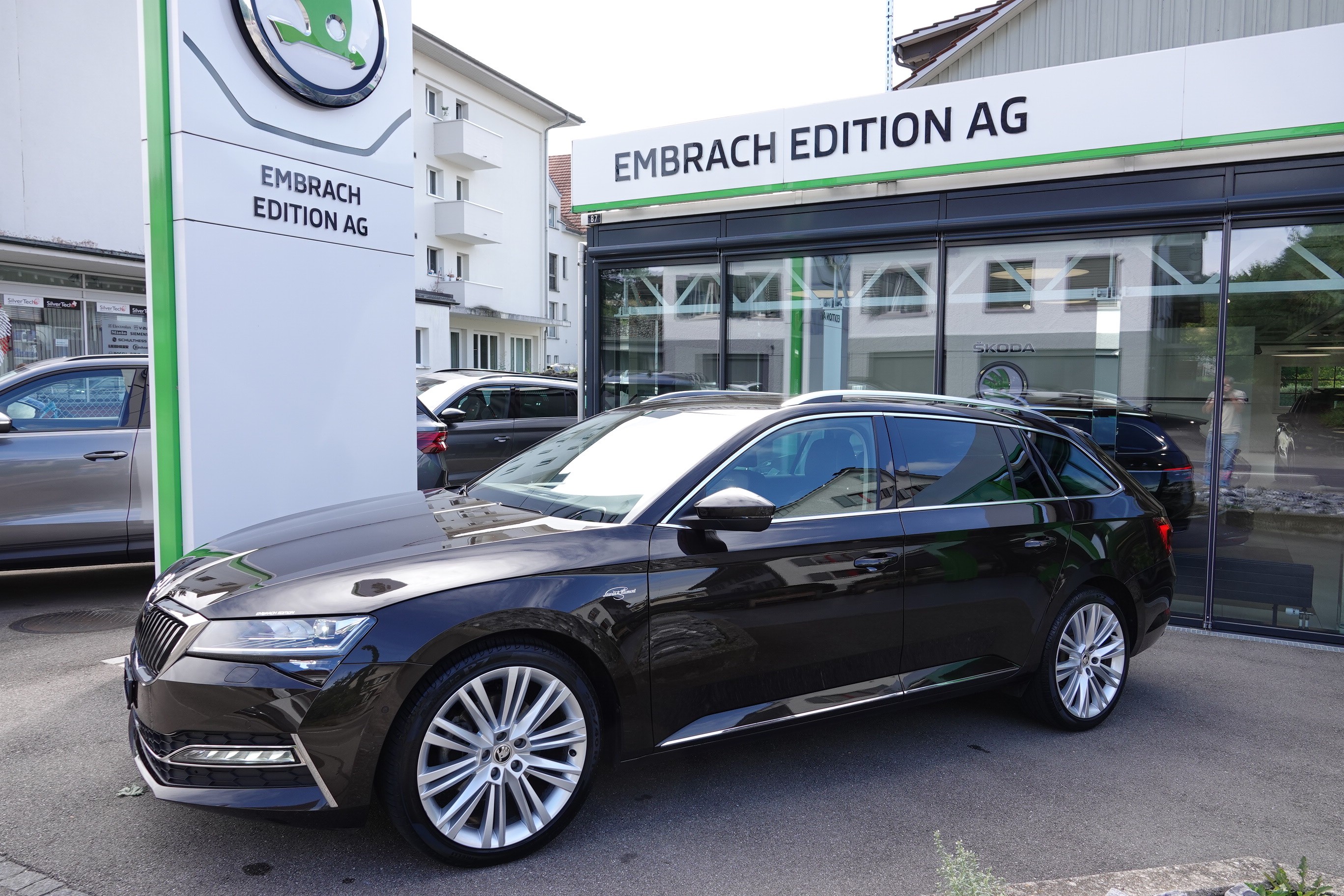 SKODA Superb 2.0 TDi L&K 4x4