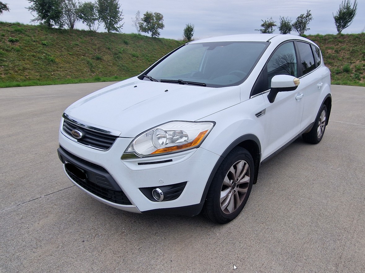 FORD KUGA