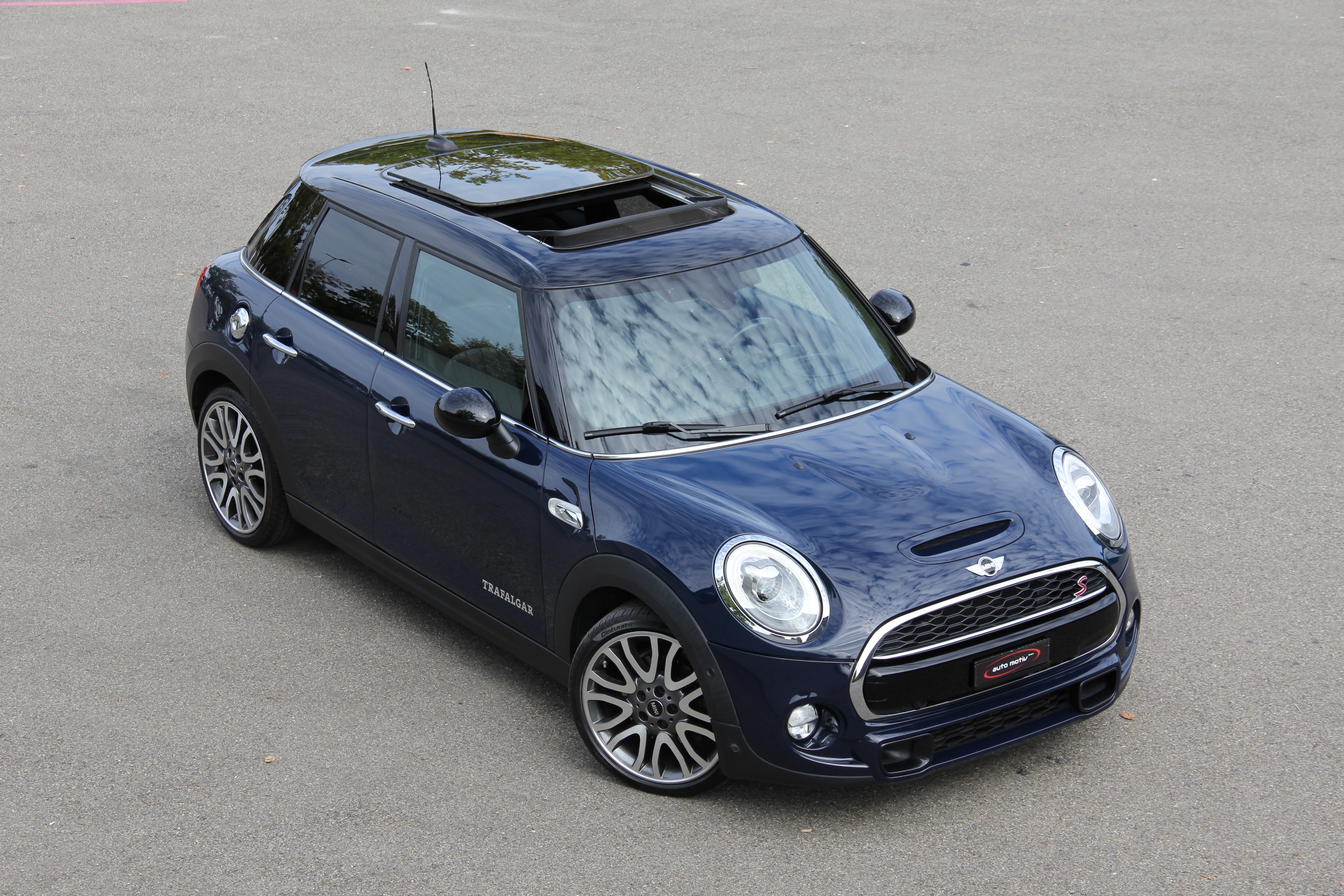 MINI Mini Cooper S Steptronic **TRAFALGAR** PANORAMA *HEAD-UP-DISPLAY* LEDER **HARMAN/KARDON**