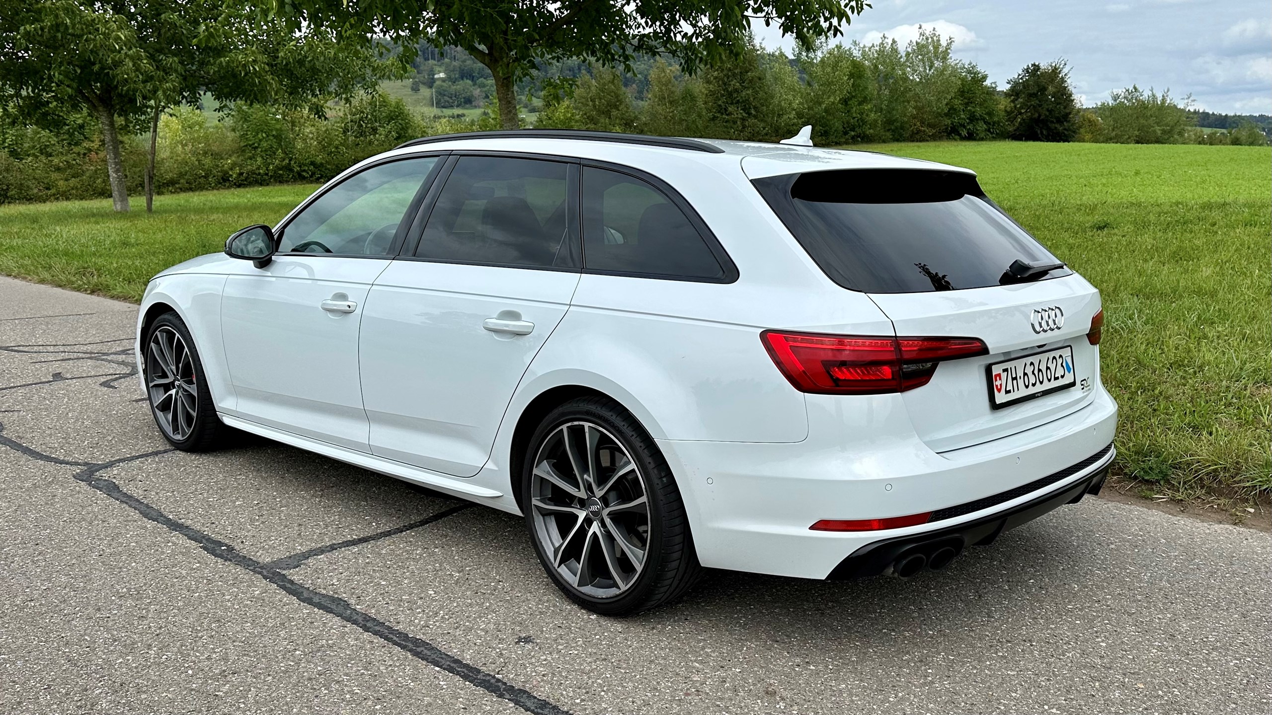 AUDI S4 Avant 3.0 TFSI quattro tiptronic