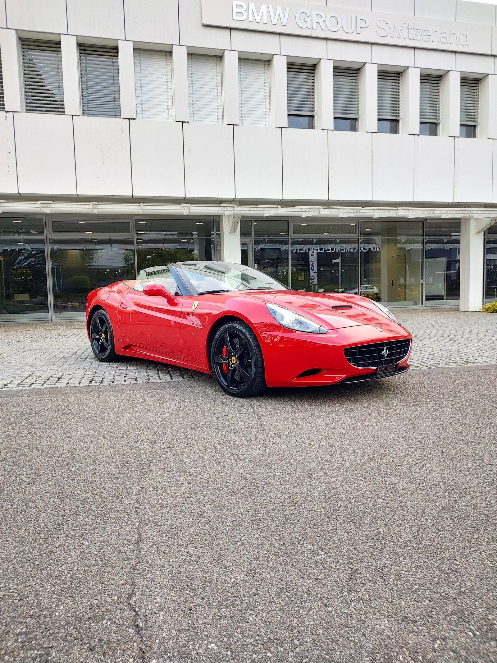 FERRARI California 4.3 V8