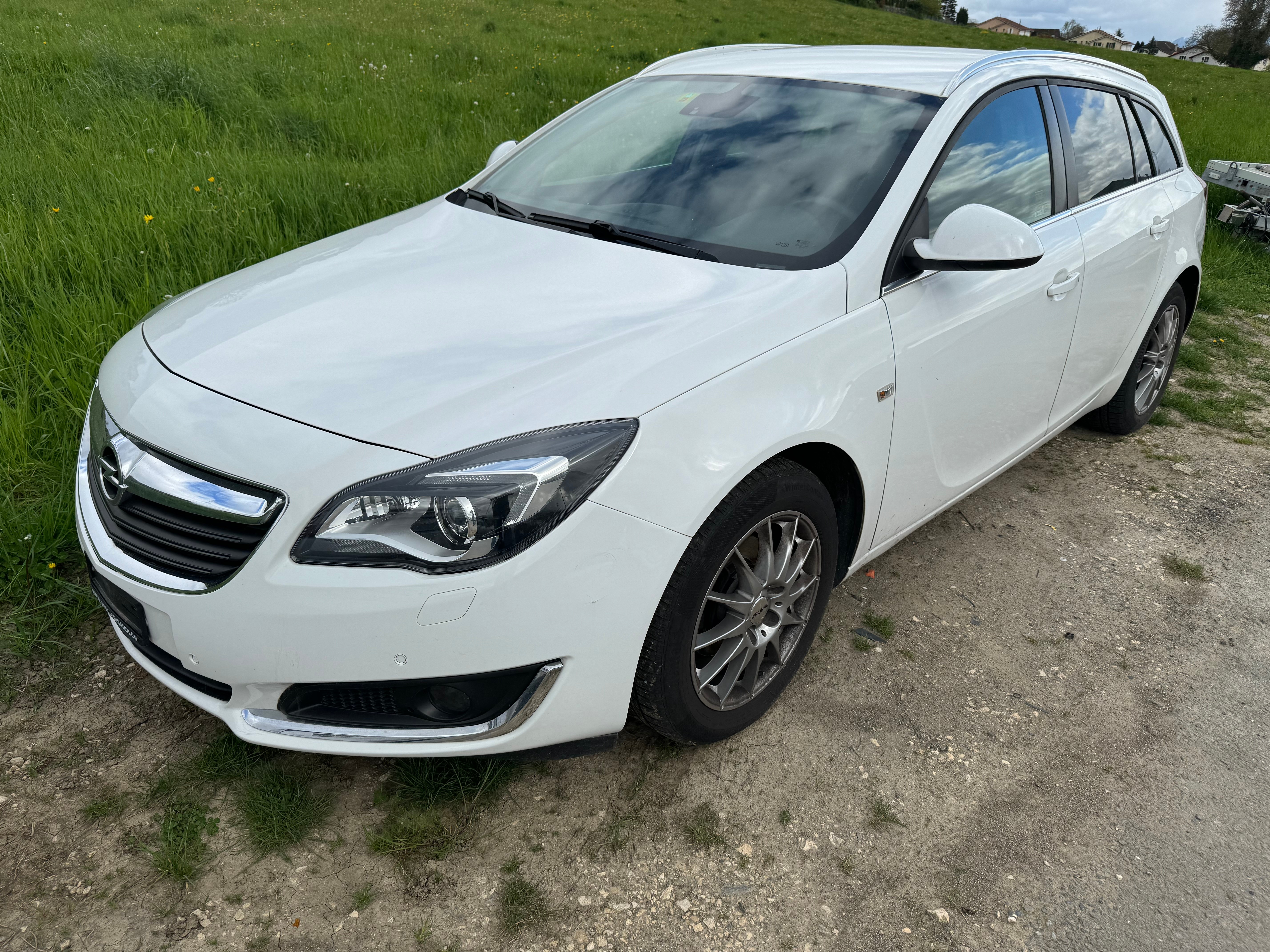 OPEL Insignia Sports Tourer 1.6 CDTI Edition Automatic