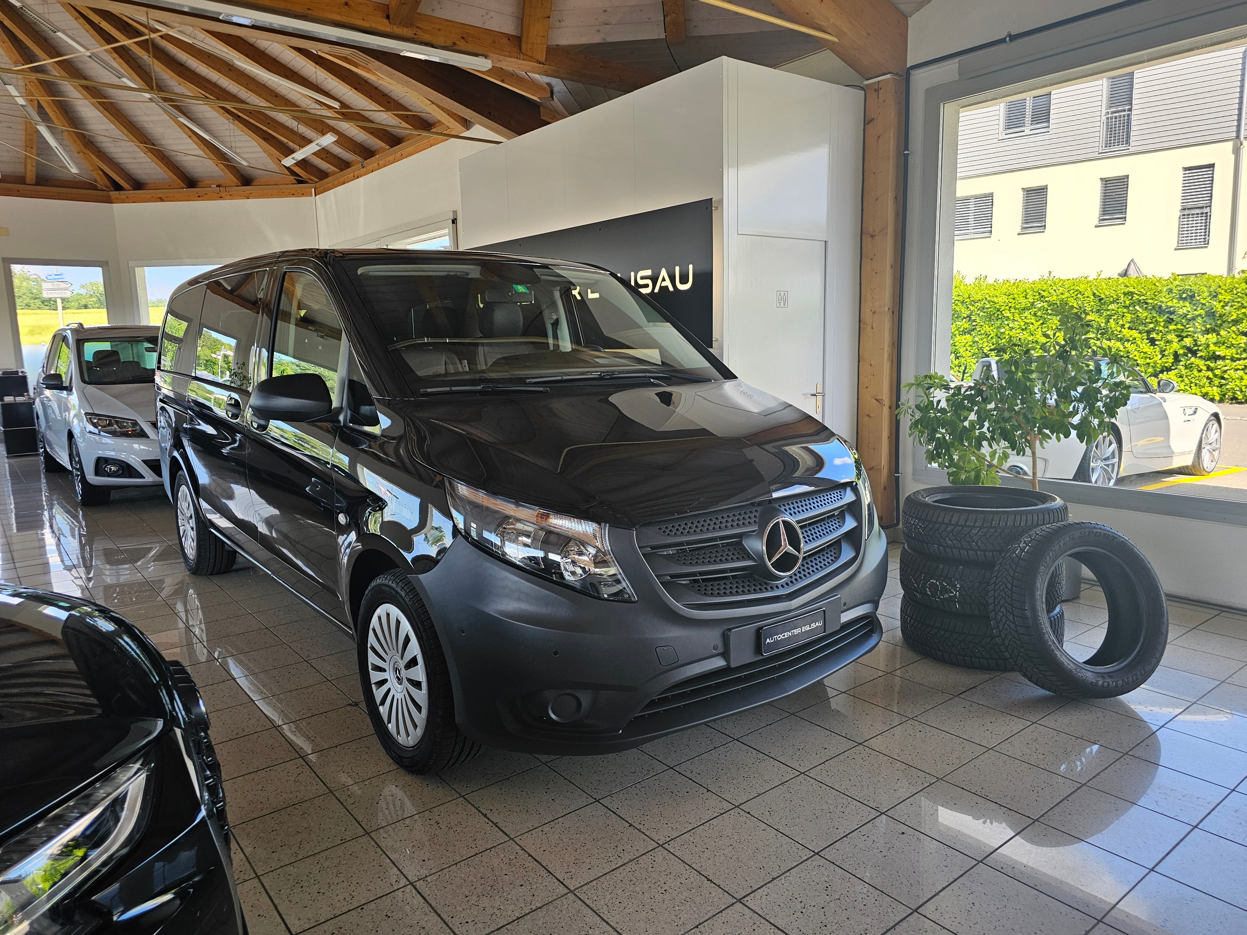 MERCEDES-BENZ Vito 116 BlueTec Tourer Pro L 4Matic 7G-Tronic