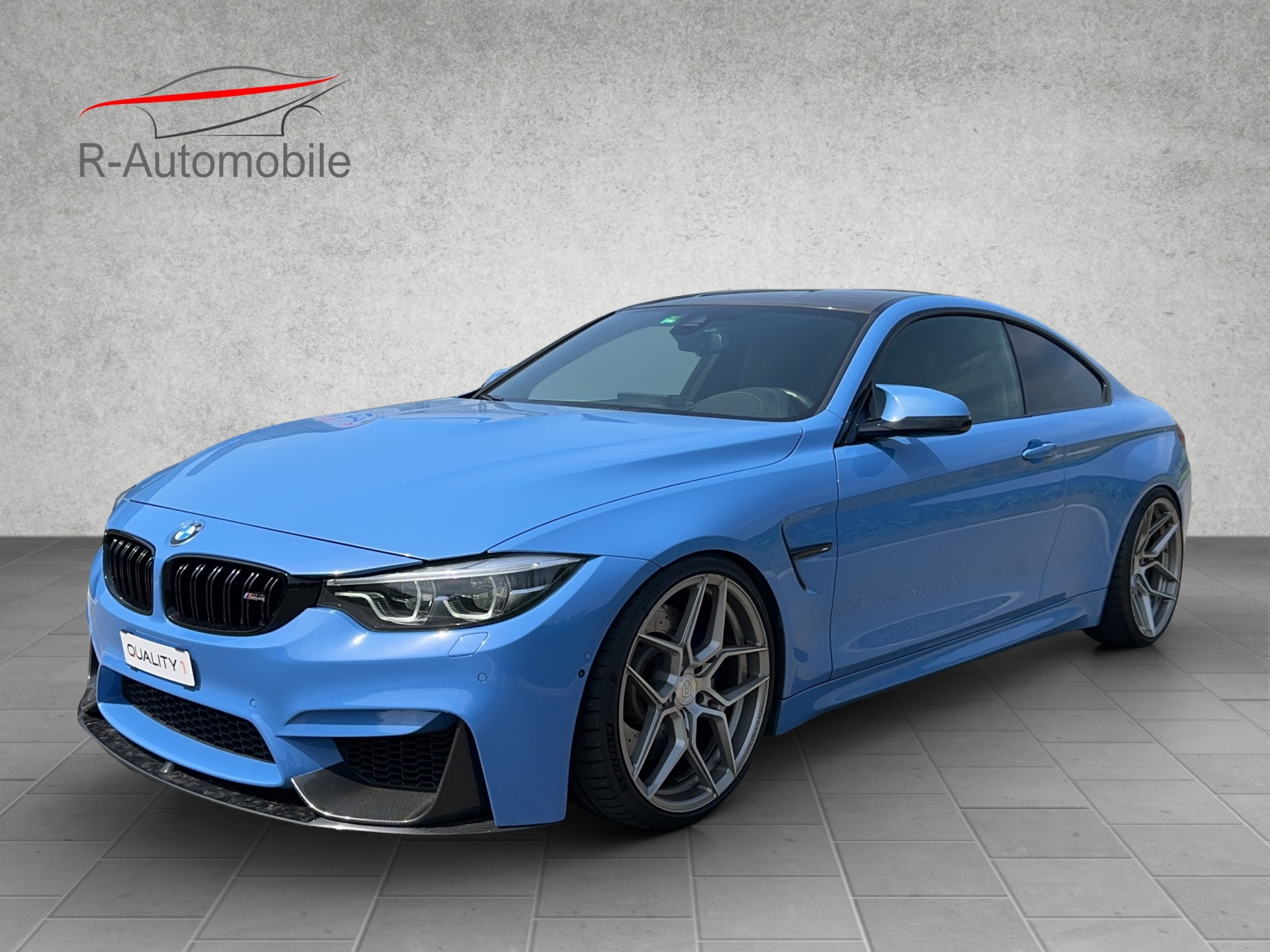 BMW M4 Coupé Competition DKG