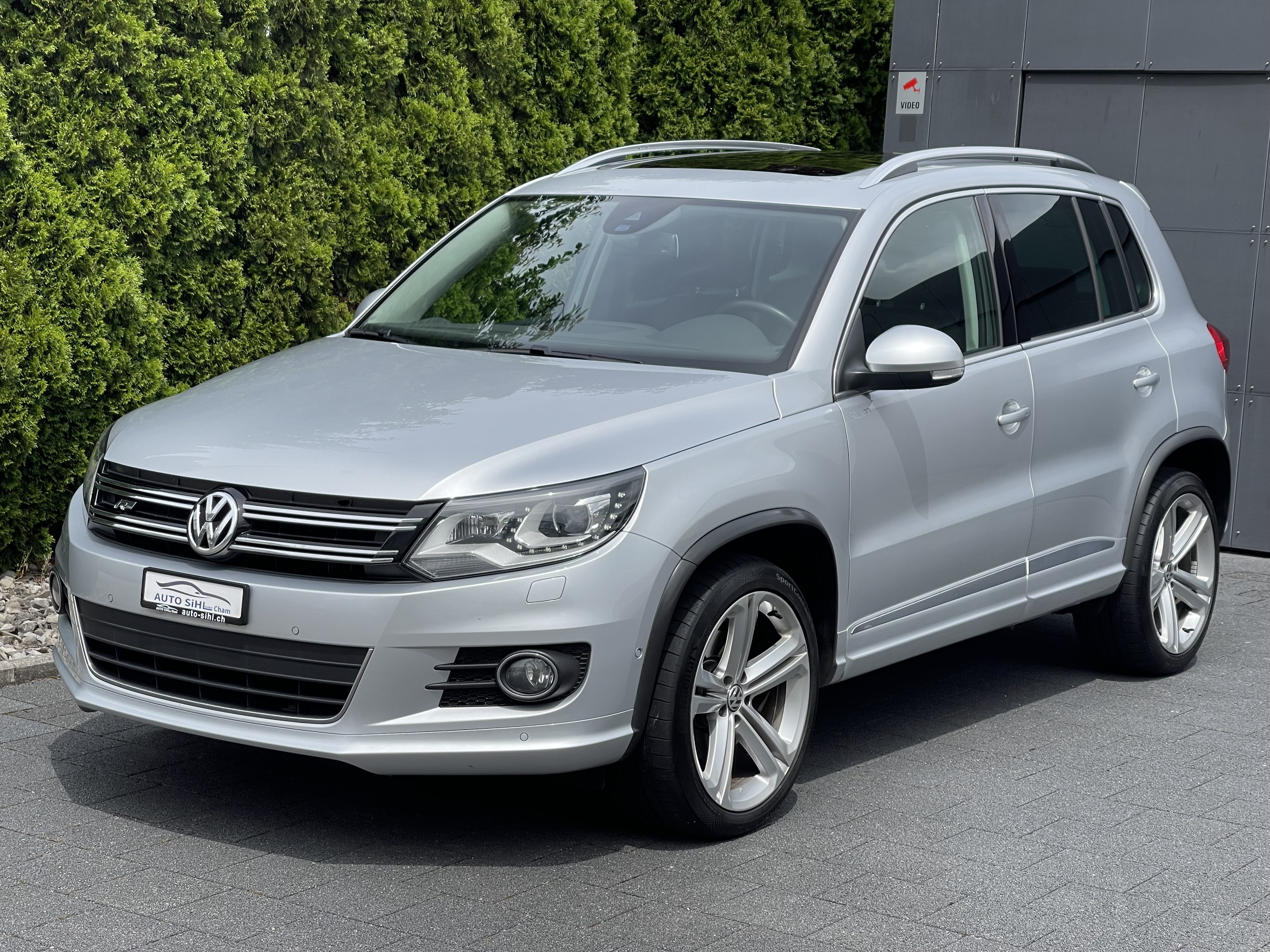 VW Tiguan 2.0 TDI BMT R-Line Design 4Motion DSG