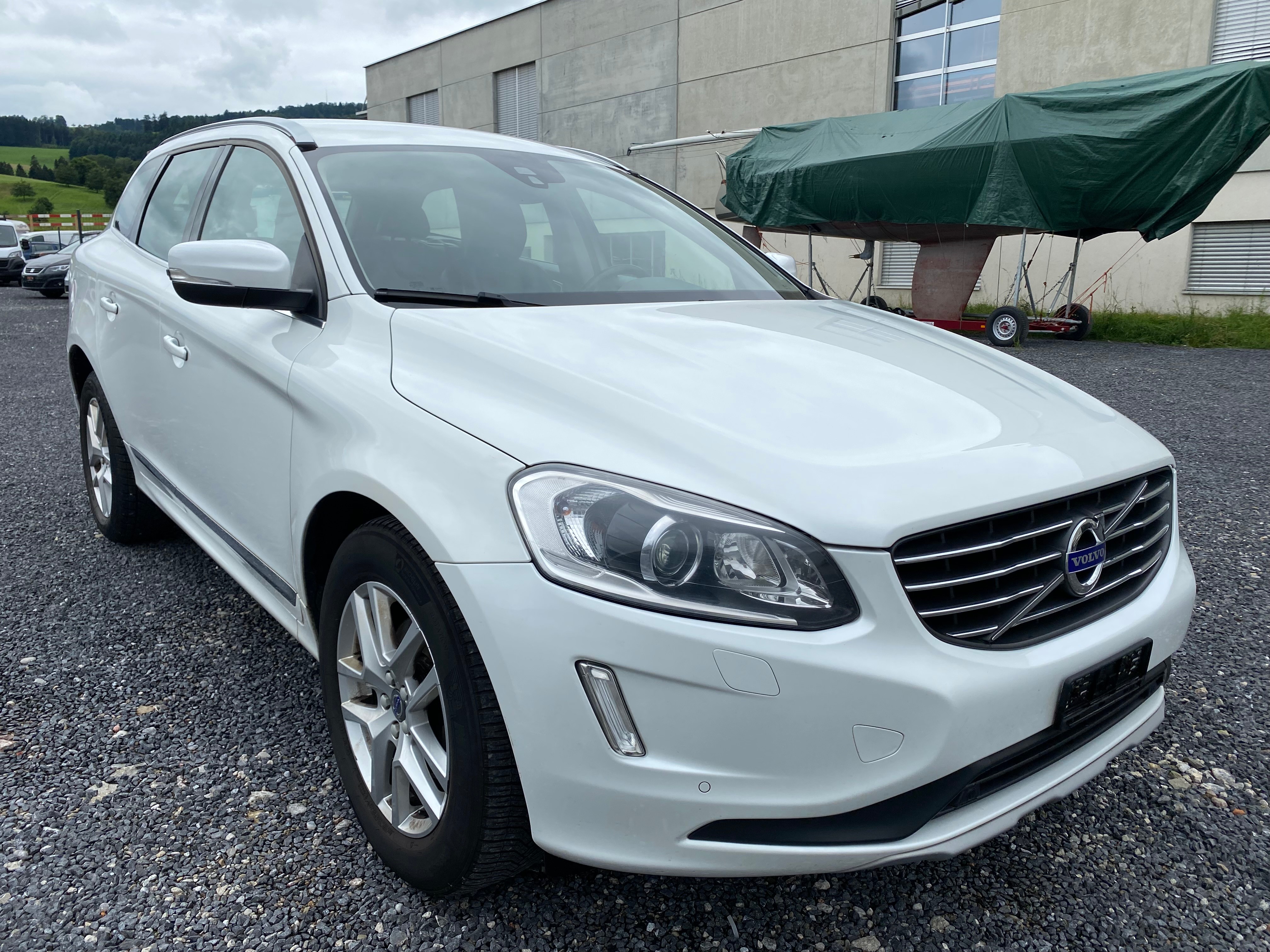 VOLVO XC60 D4 AWD Momentum Geartronic