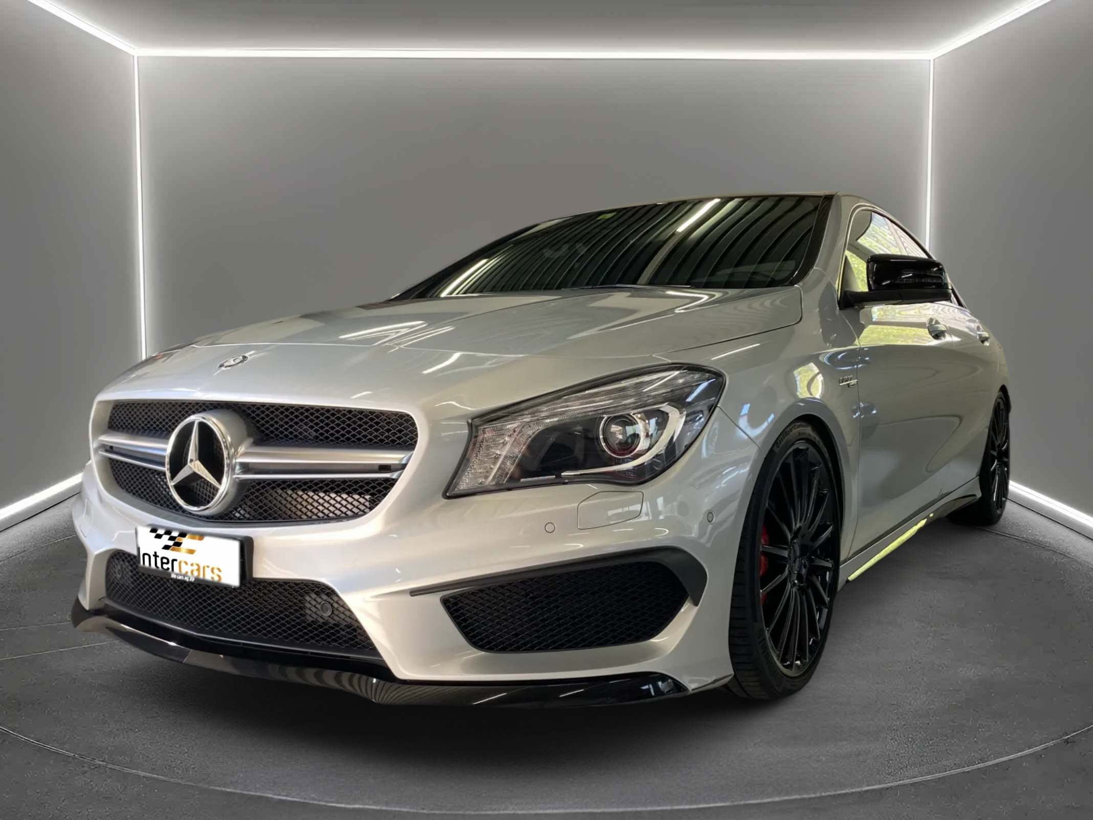 MERCEDES-BENZ CLA 45 AMG 4Matic Speedshift